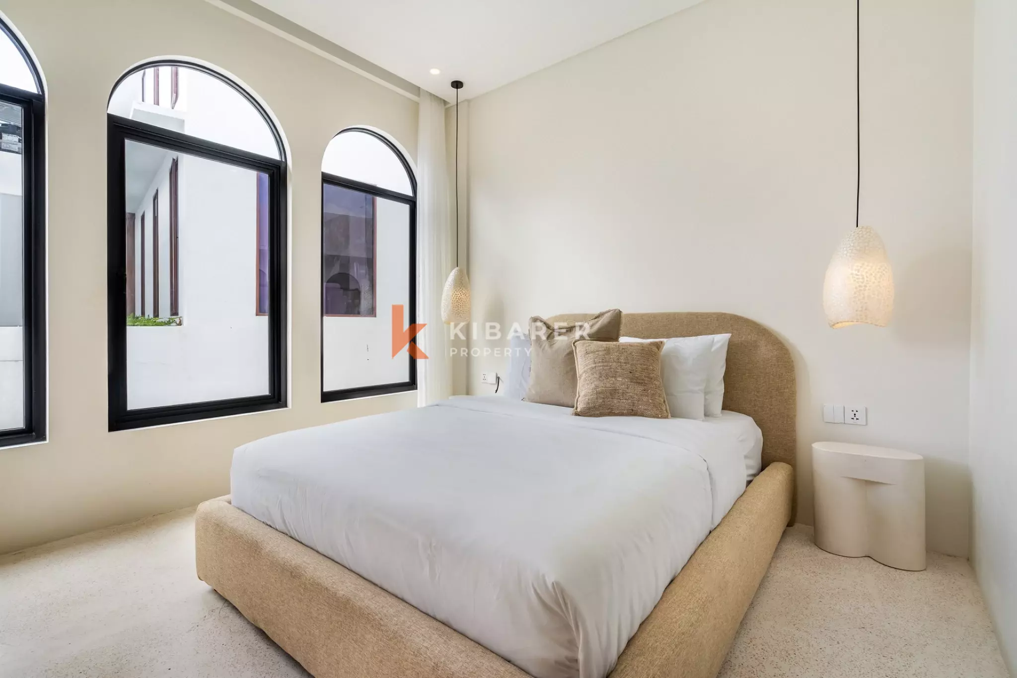 Elegant Family Four-Bedrooms Villa with Dual Kitchens in Ungasan