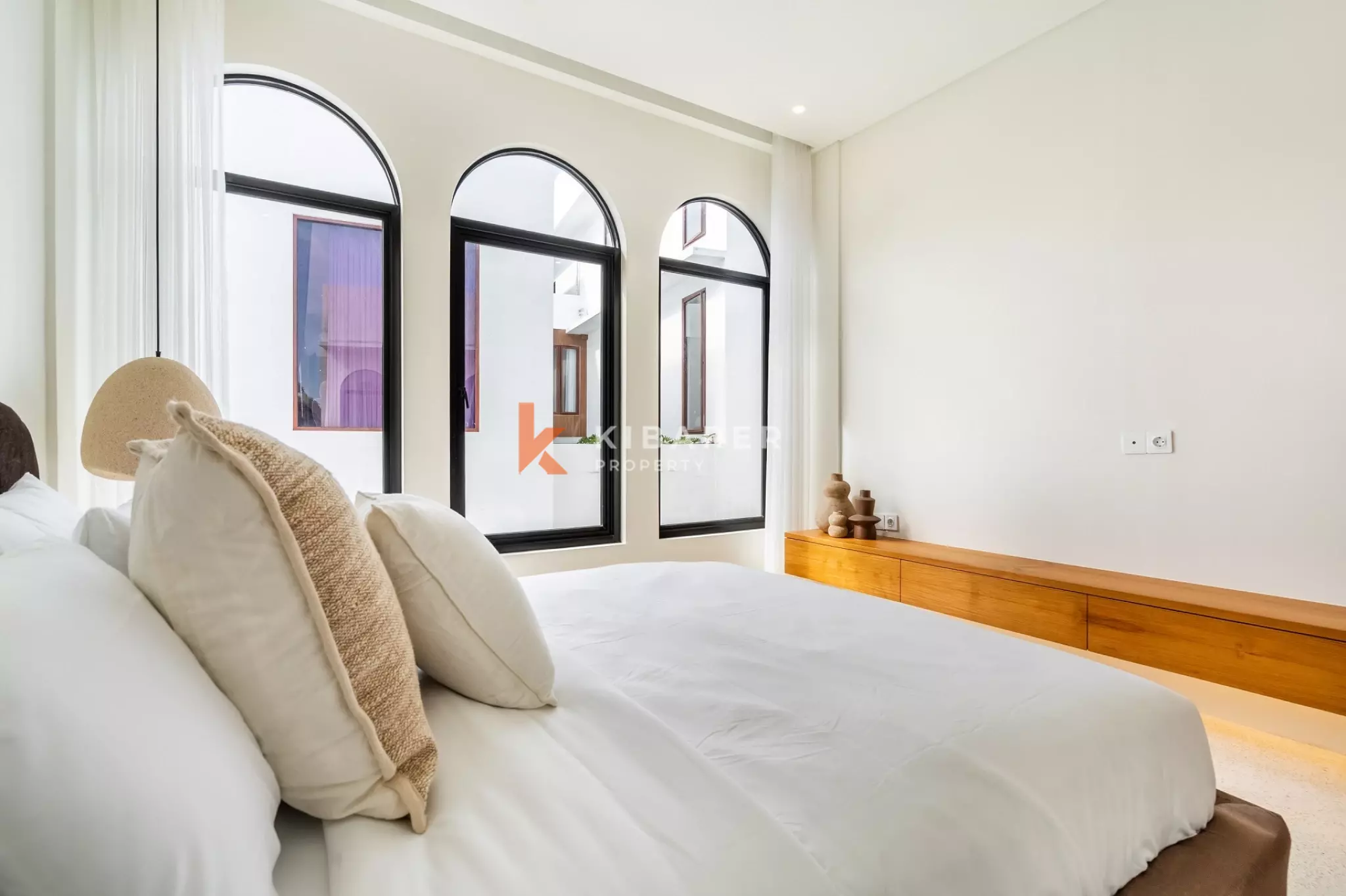 Elegant Family Four-Bedrooms Villa with Dual Kitchens in Ungasan