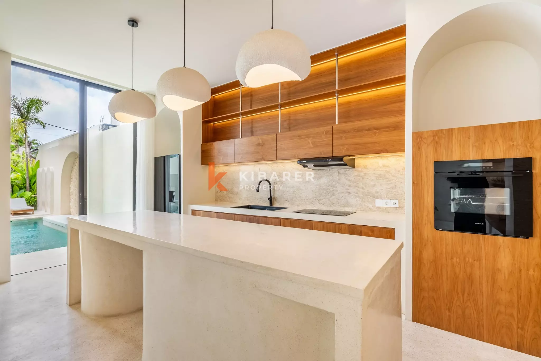 Elegant Family Four-Bedrooms Villa with Dual Kitchens in Ungasan