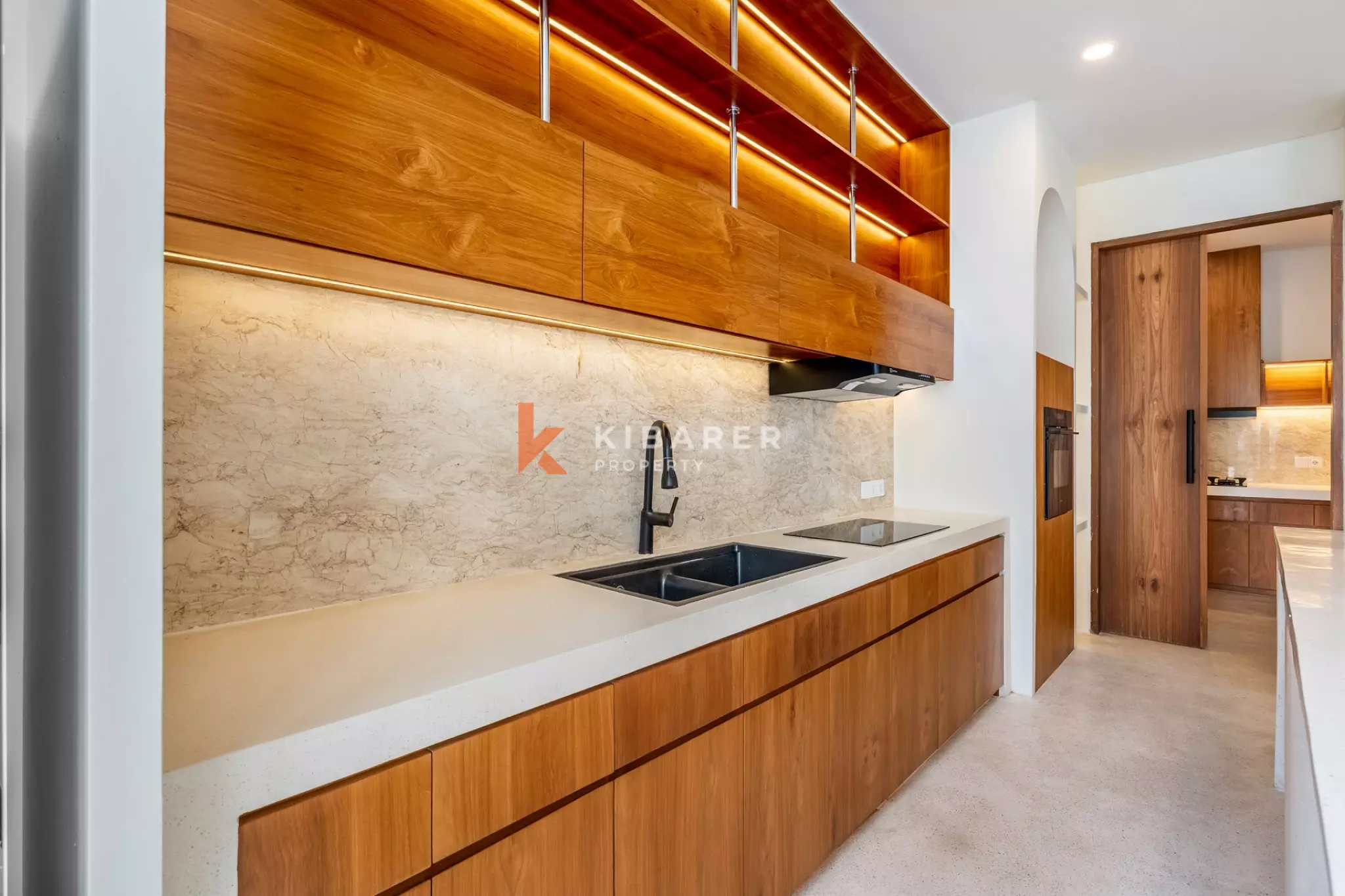 Elegant Family Four-Bedrooms Villa with Dual Kitchens in Ungasan