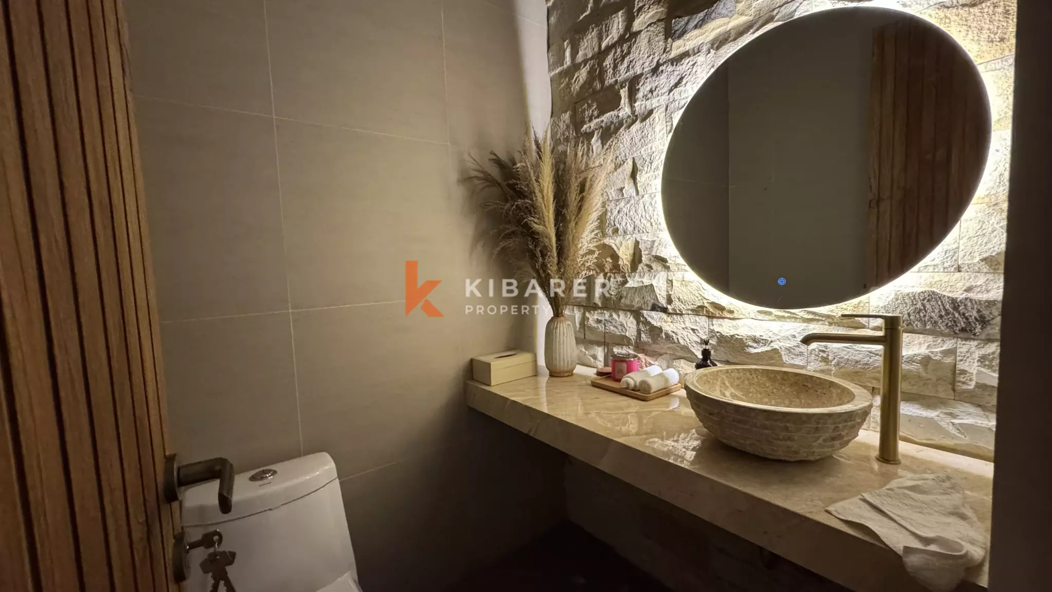 Bright Two-Bedroom Modern Pool Villa in Ungasan (Available until Middle December 2026)
