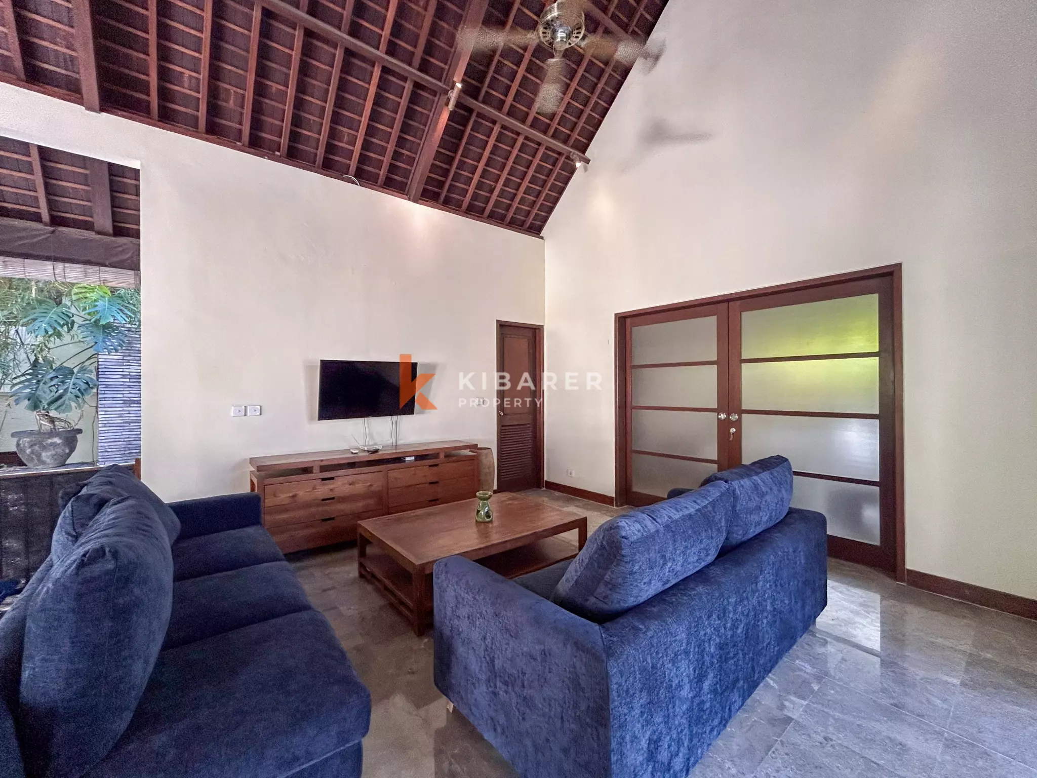 Elegant Four-Bedroom Tropical Oasis with Lush Garden and Private Pool in Umalas