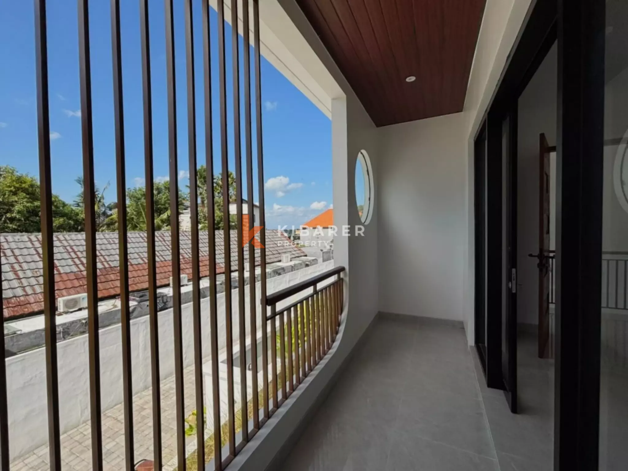 Villa moderne non meublée de 2 chambres idéale pour une résidence principale à Berawa
