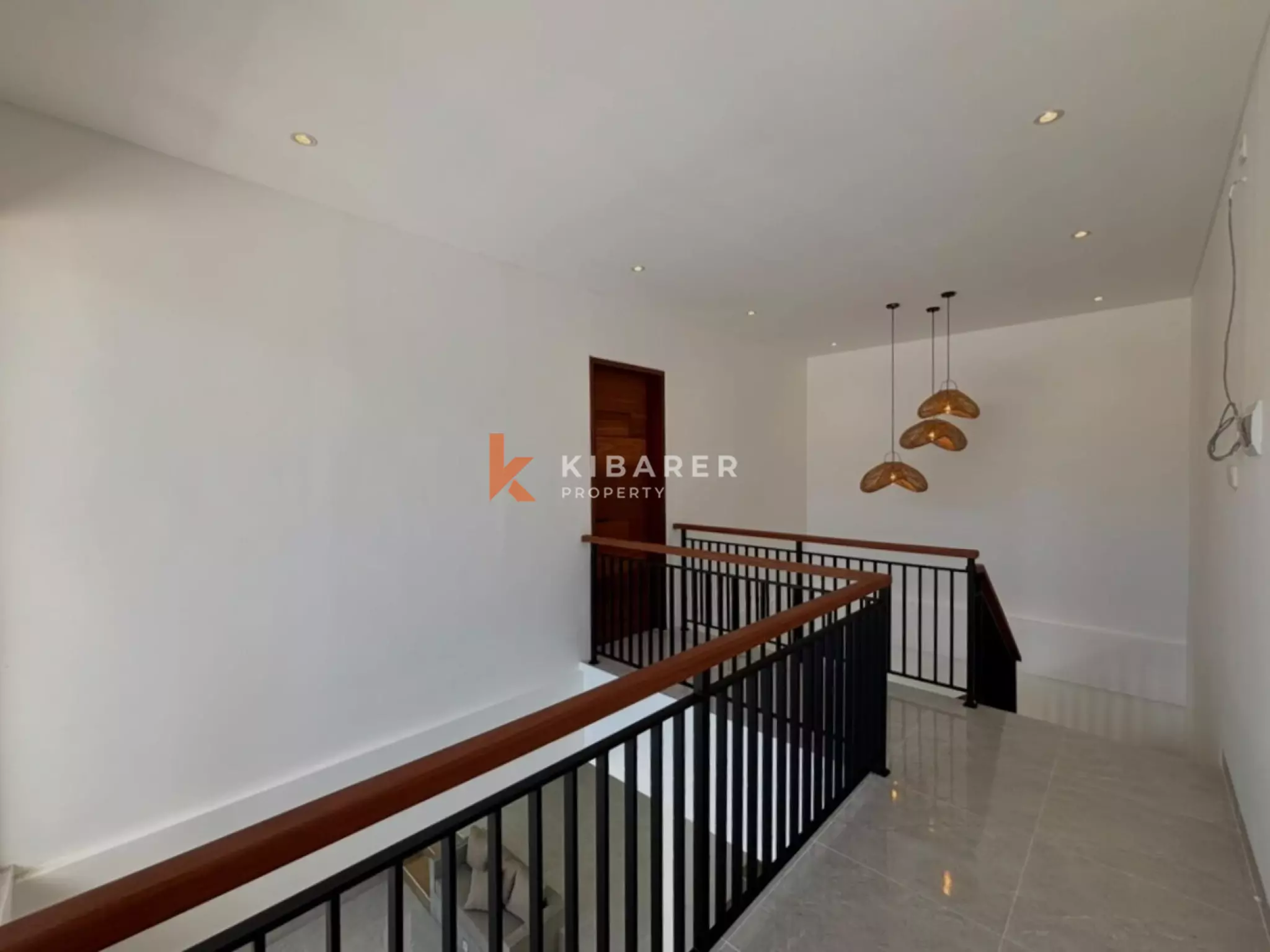 Villa moderne non meublée de 2 chambres idéale pour une résidence principale à Berawa