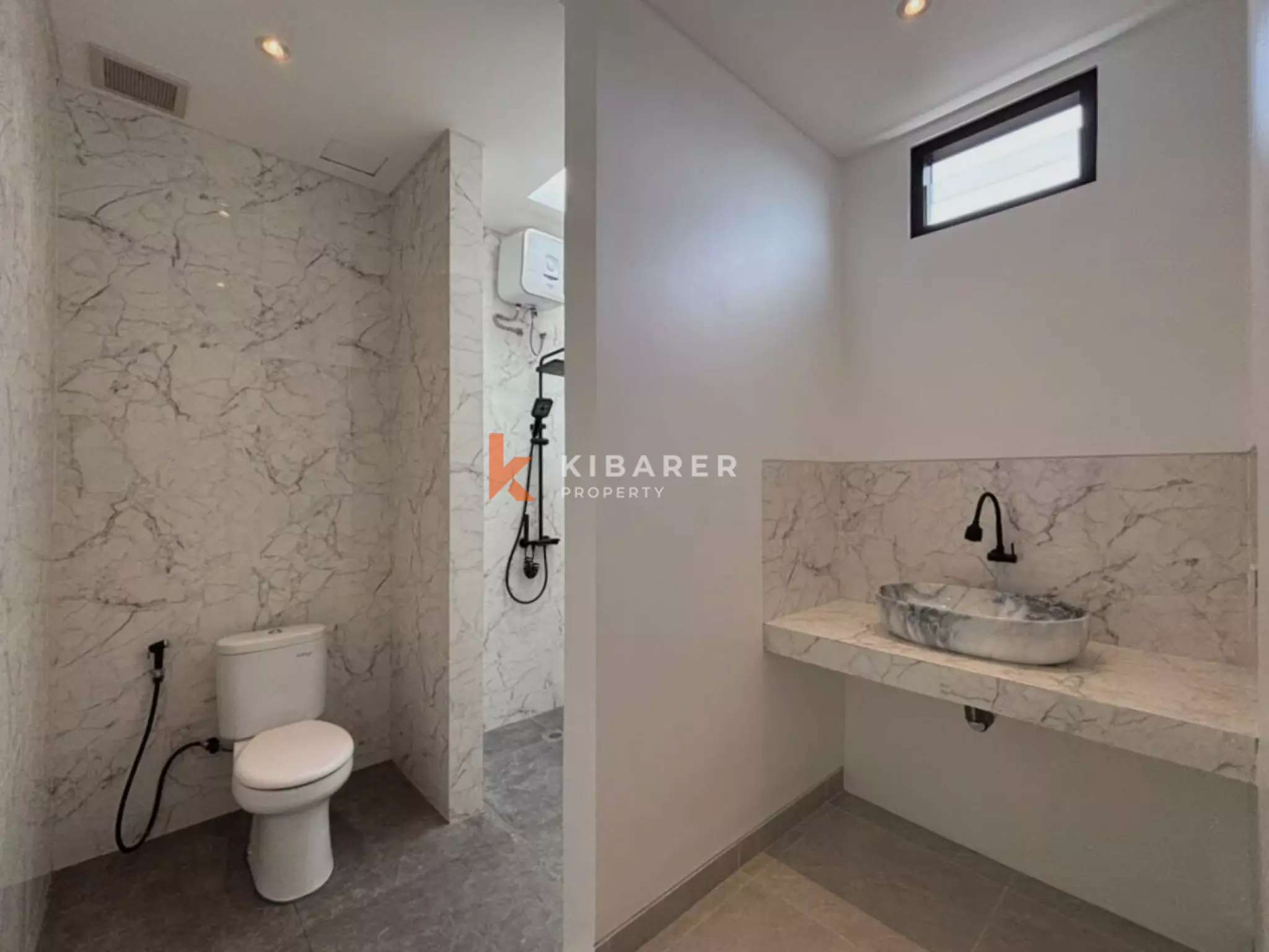 Villa 2 chambres non meublée dans le quartier le plus prisé de Berawa