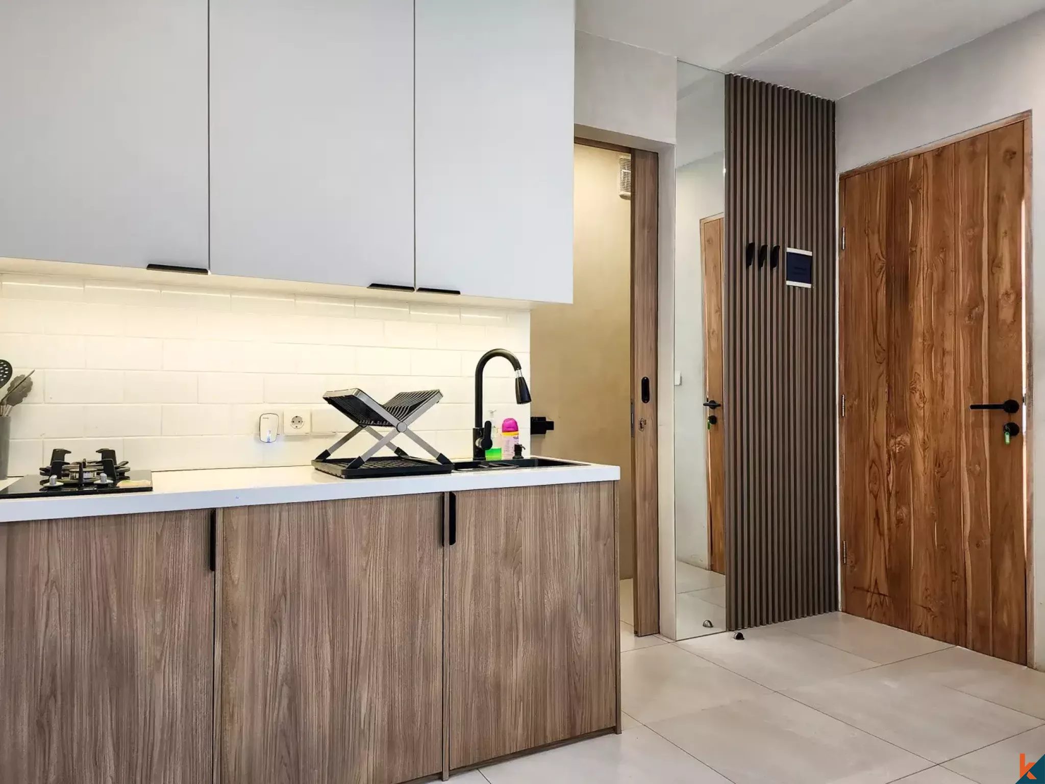 One bedroom loft style leasehold property in fashionable Bingin area