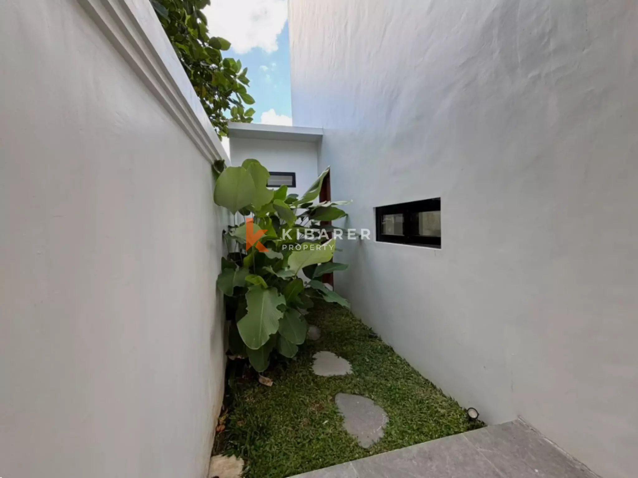 Villa 2 chambres non meublée dans le quartier le plus prisé de Berawa