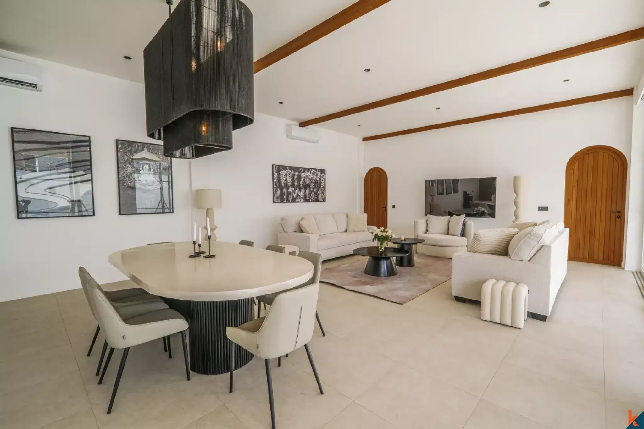 Villa de luxe de quatre chambres à louer à Sanur, en bord de mer
