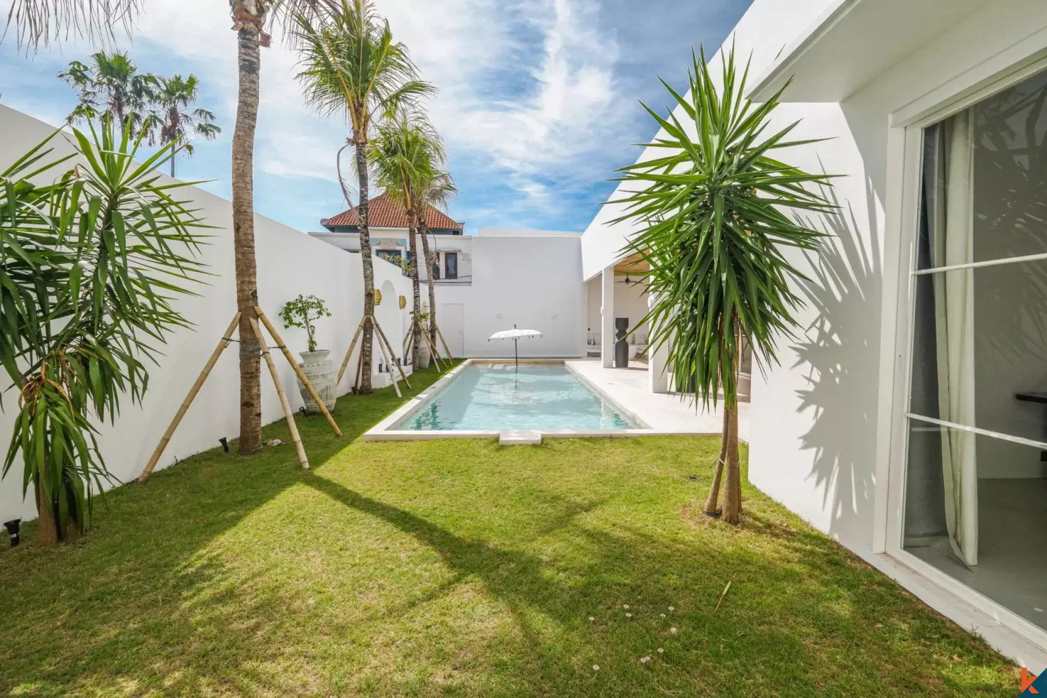 Villa de luxe de quatre chambres à louer à Sanur, en bord de mer