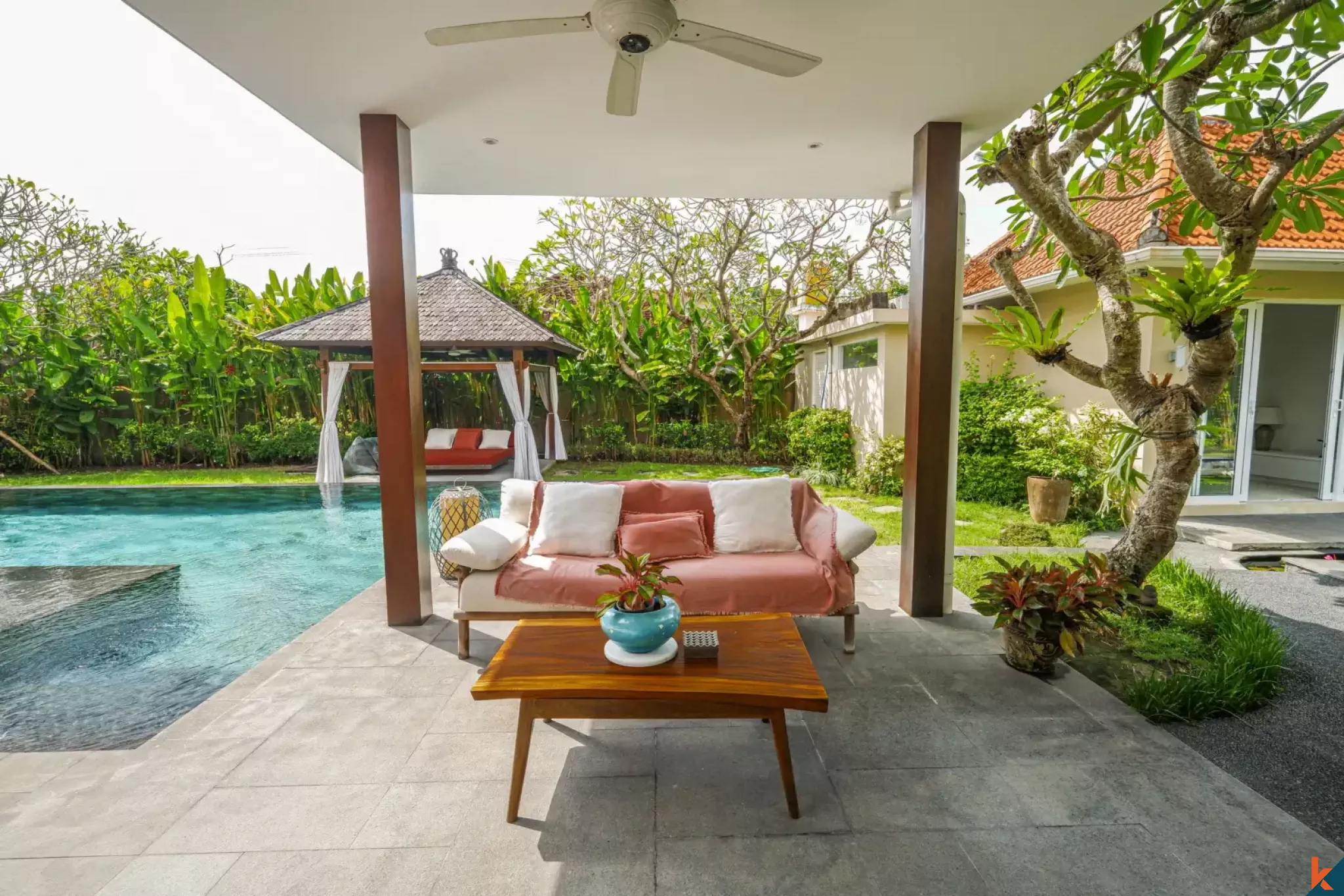 Spacieuse maison de quatre chambres en bail emphytéotique, à distance de marche de la plage de Sanur