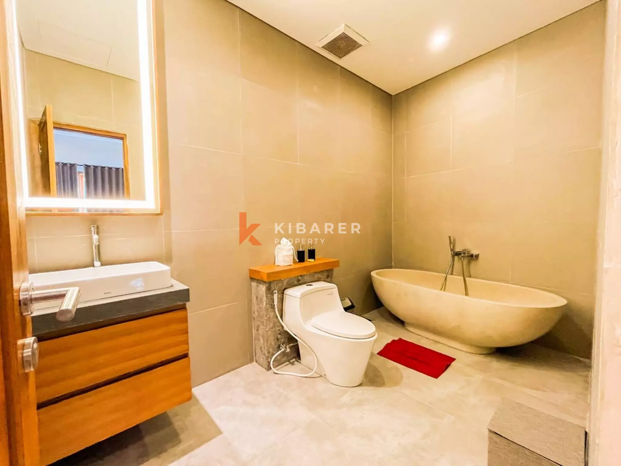 Villa design de 3 chambres offrant un confort moderne à Sanur
