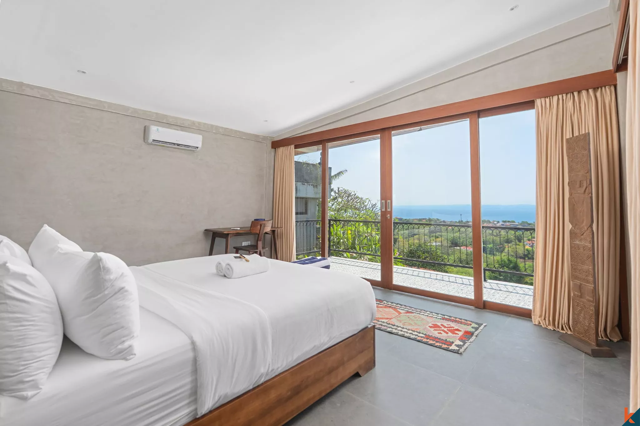 Vila Elegan 3 Kamar Tidur dengan Pemandangan Laut di Uluwatu dan Kolam Renang Pribadi