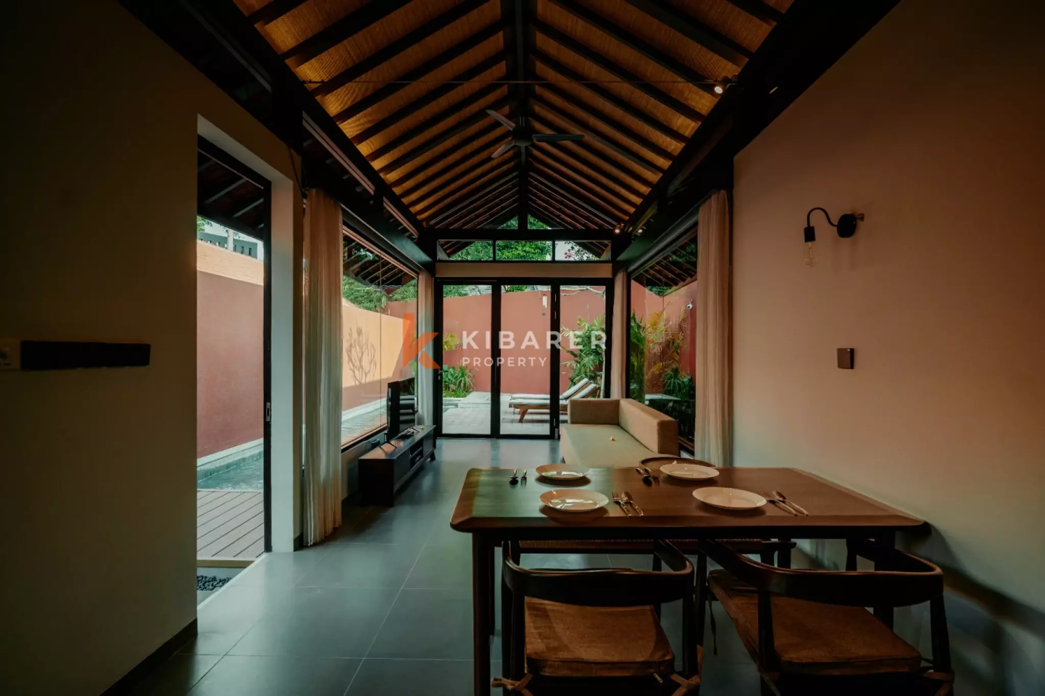 Warm Contemporary Two-Bedroom Tropical Villa with Private Pool in Jimbaran