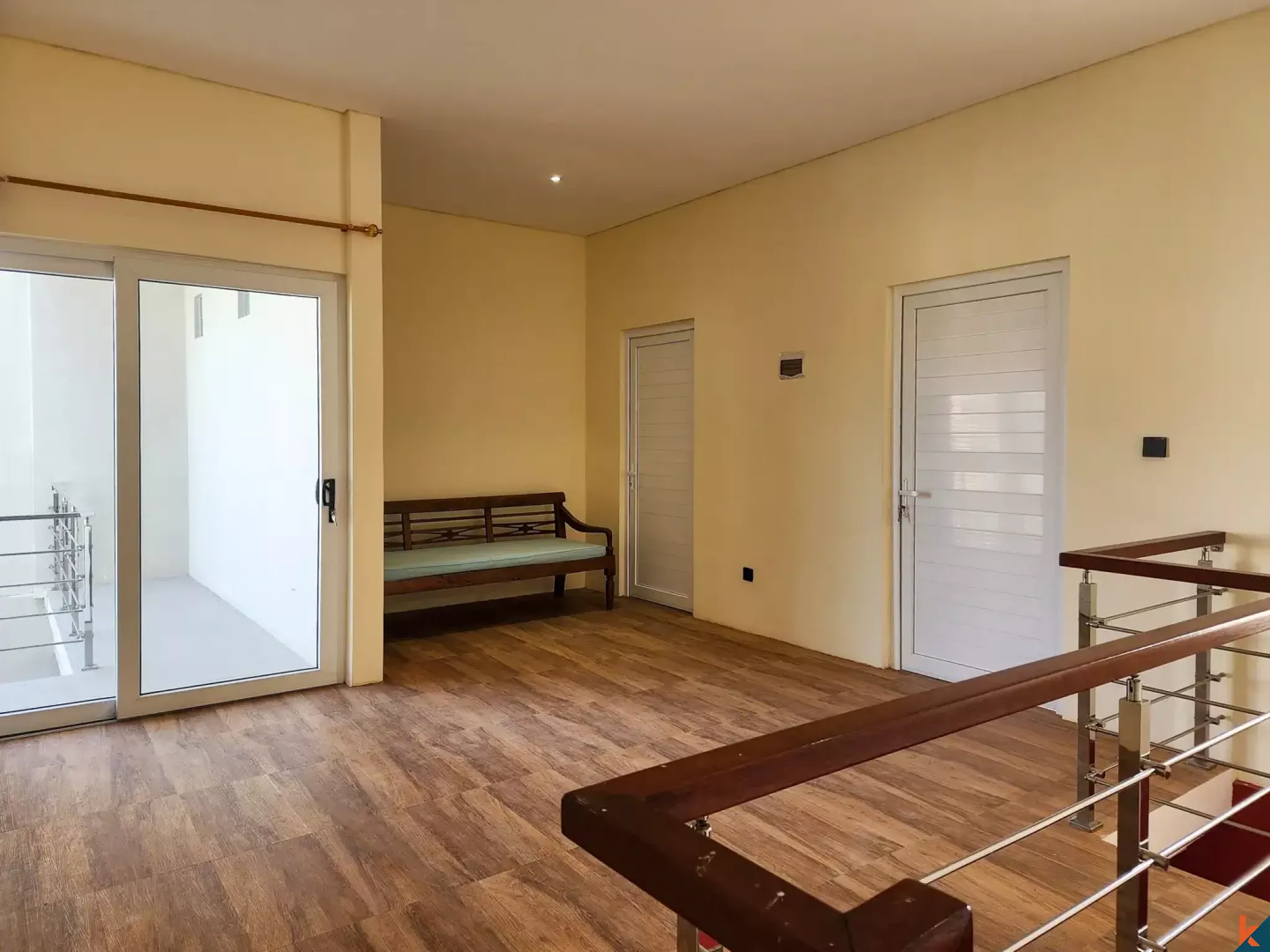 New Freehold Three Bedrooms Townhouse for Sale in Residential Area of Munggu