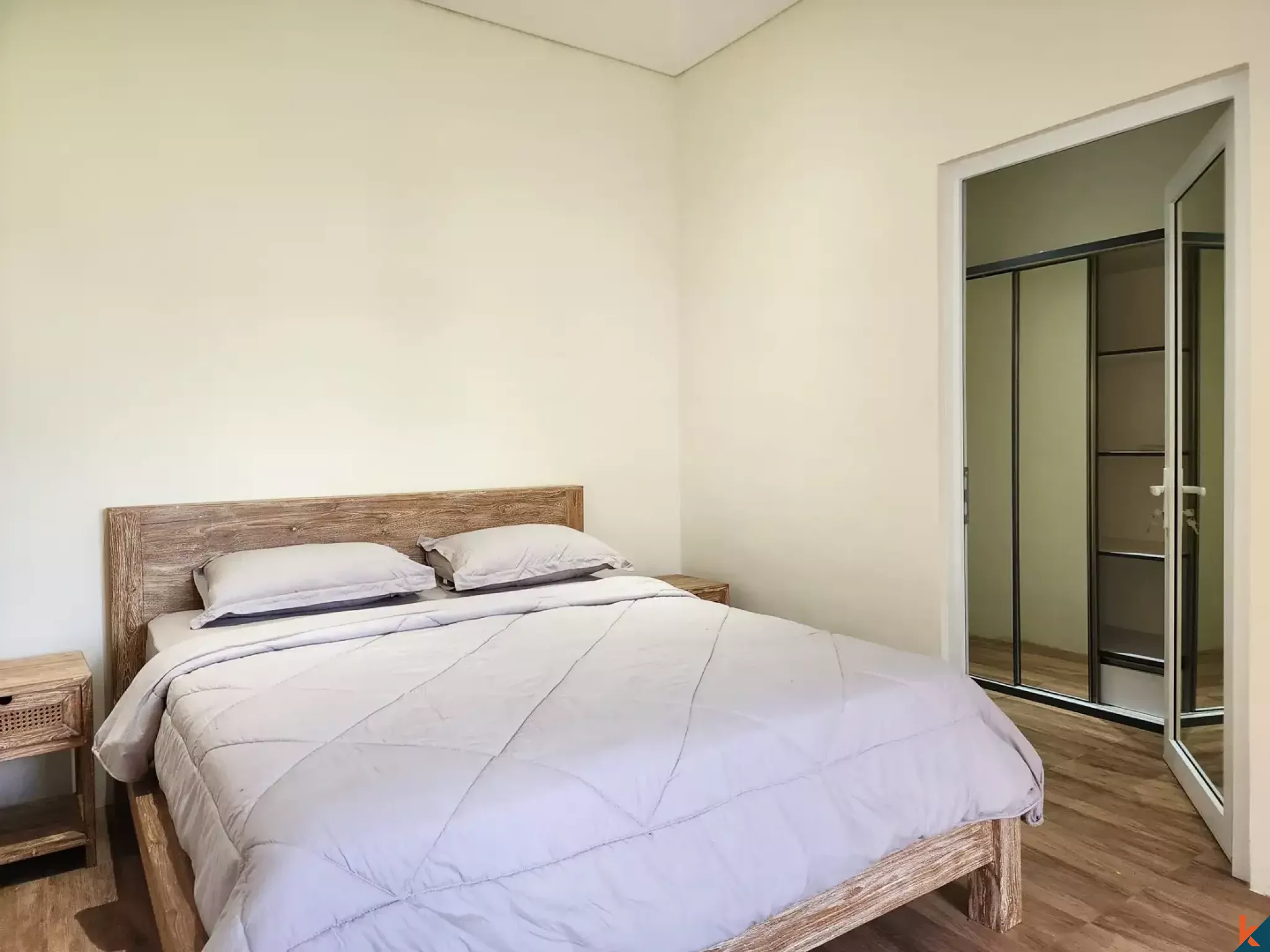 New Freehold Three Bedrooms Townhouse for Sale in Residential Area of Munggu