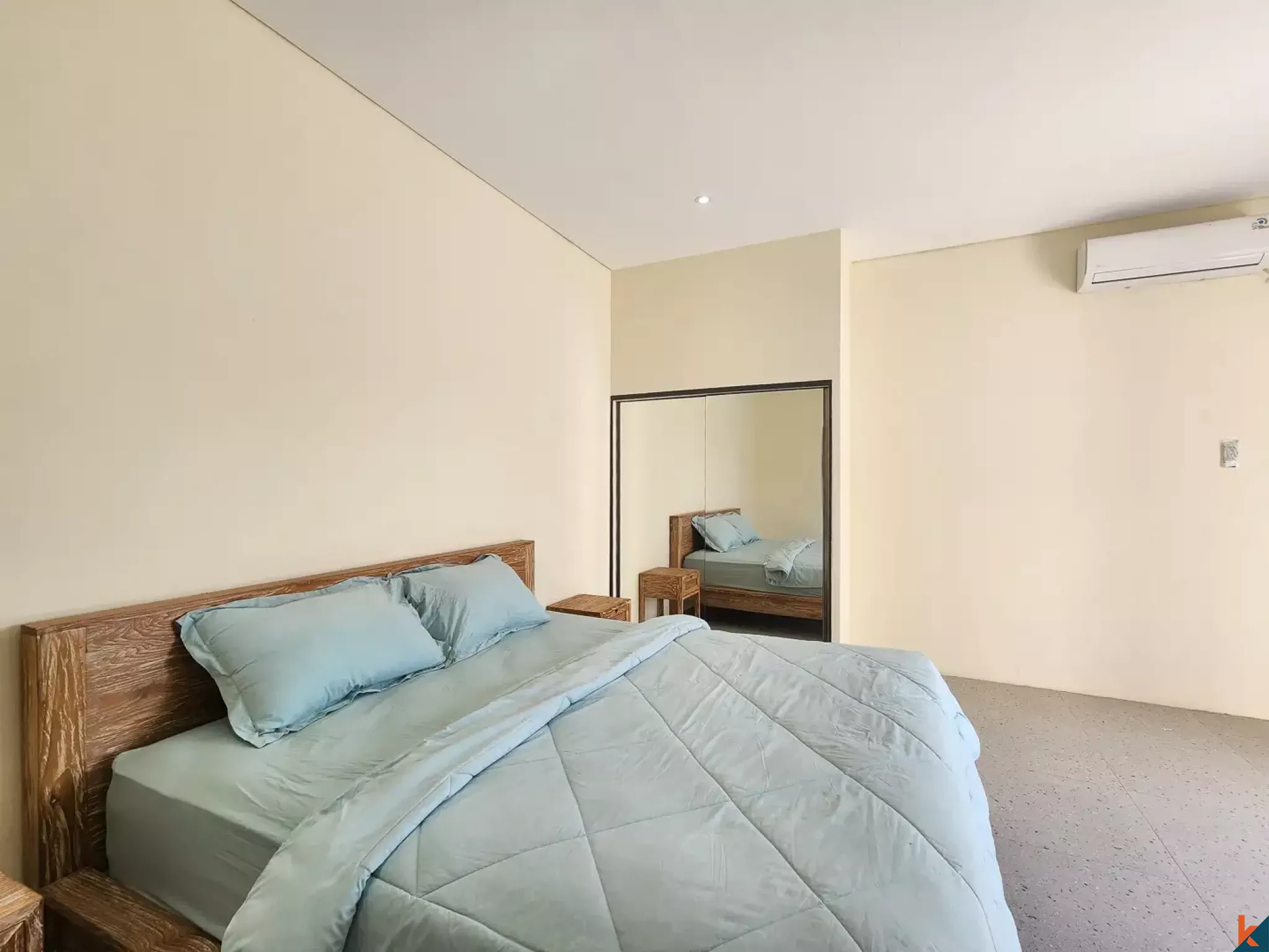 New Freehold Three Bedrooms Townhouse for Sale in Residential Area of Munggu