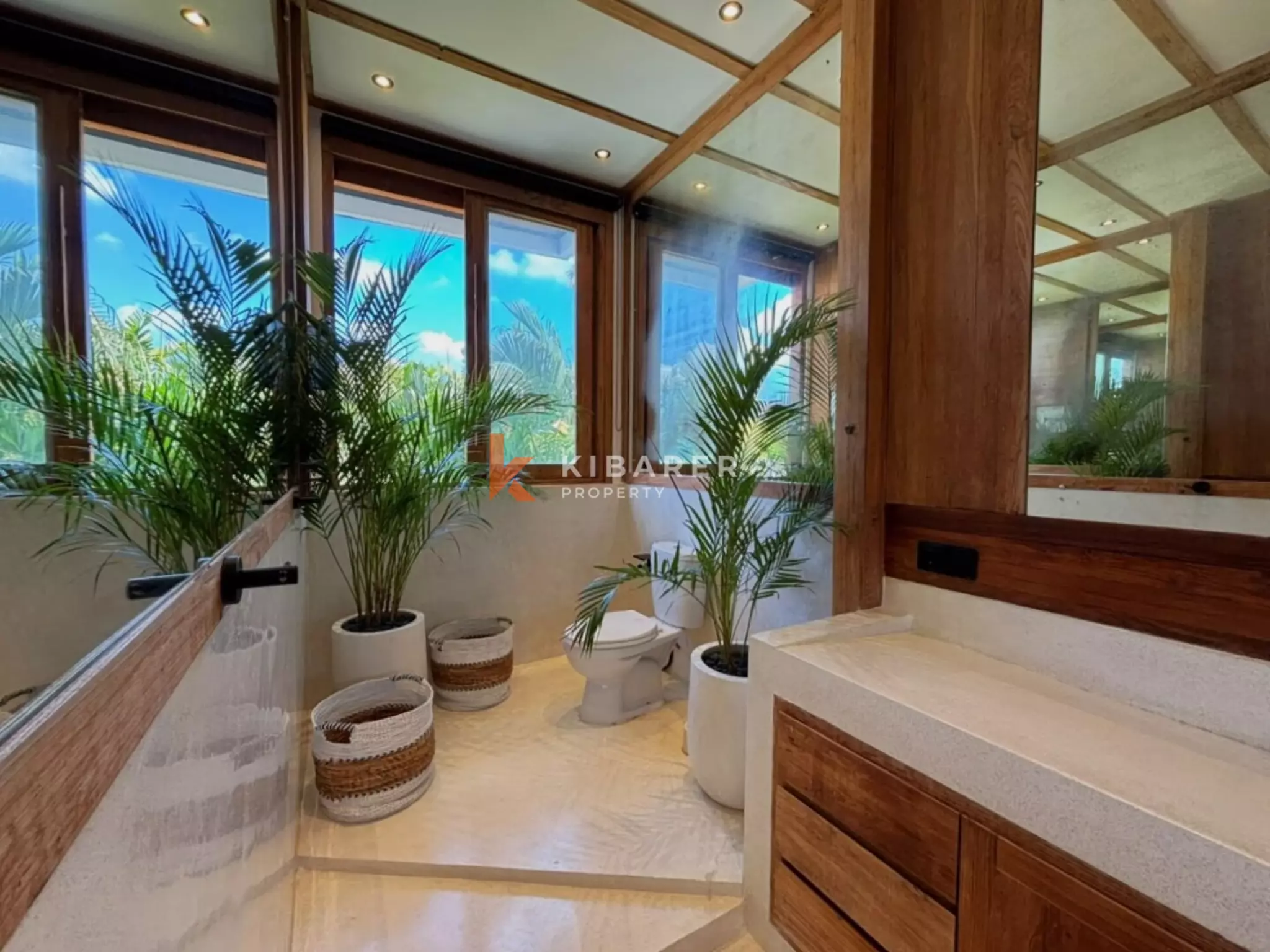 An Exceptional Five Bedroom Luxury Villa in the Heart of Bumbak - Umalas