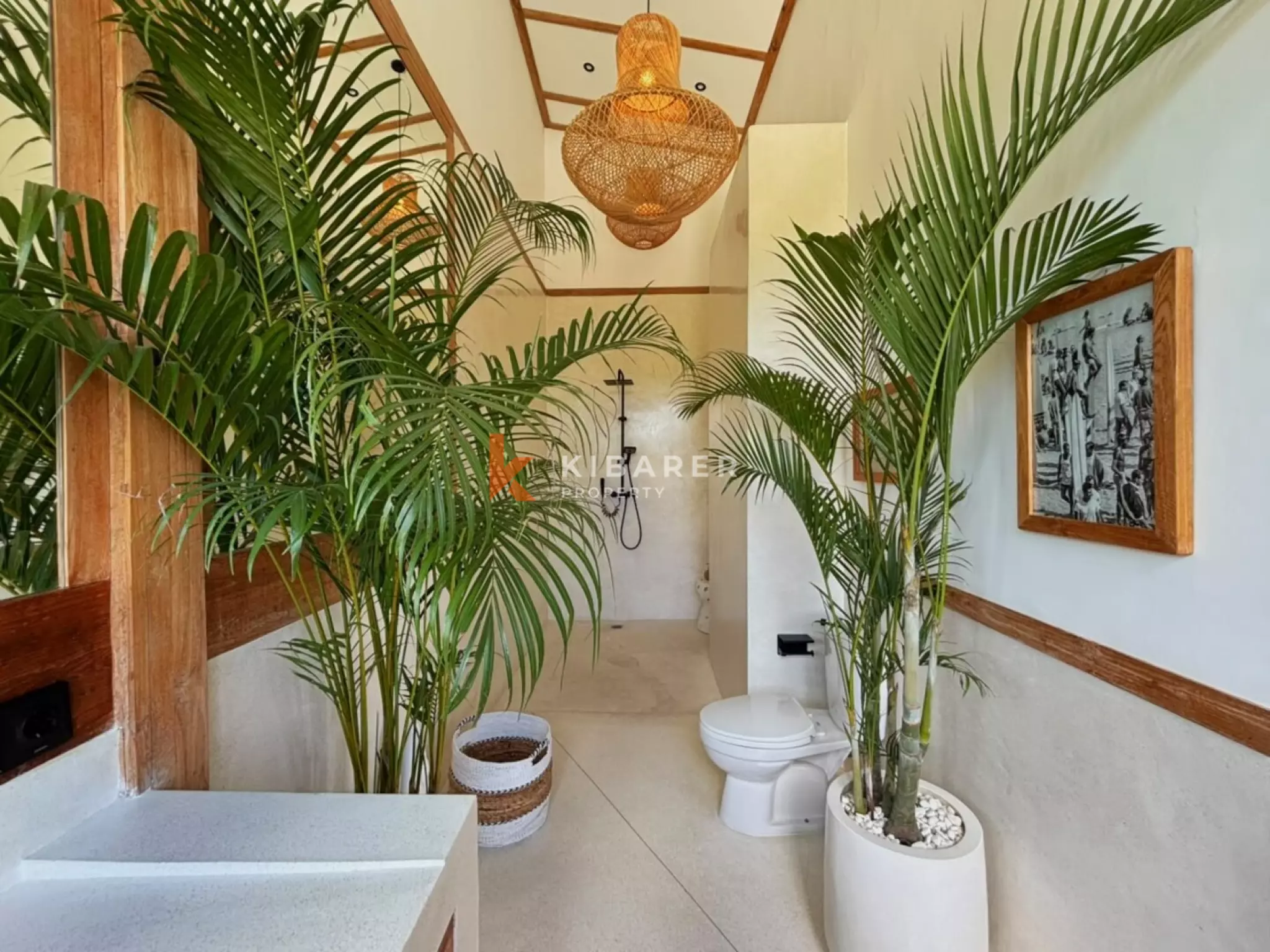 An Exceptional Five Bedroom Luxury Villa in the Heart of Bumbak - Umalas