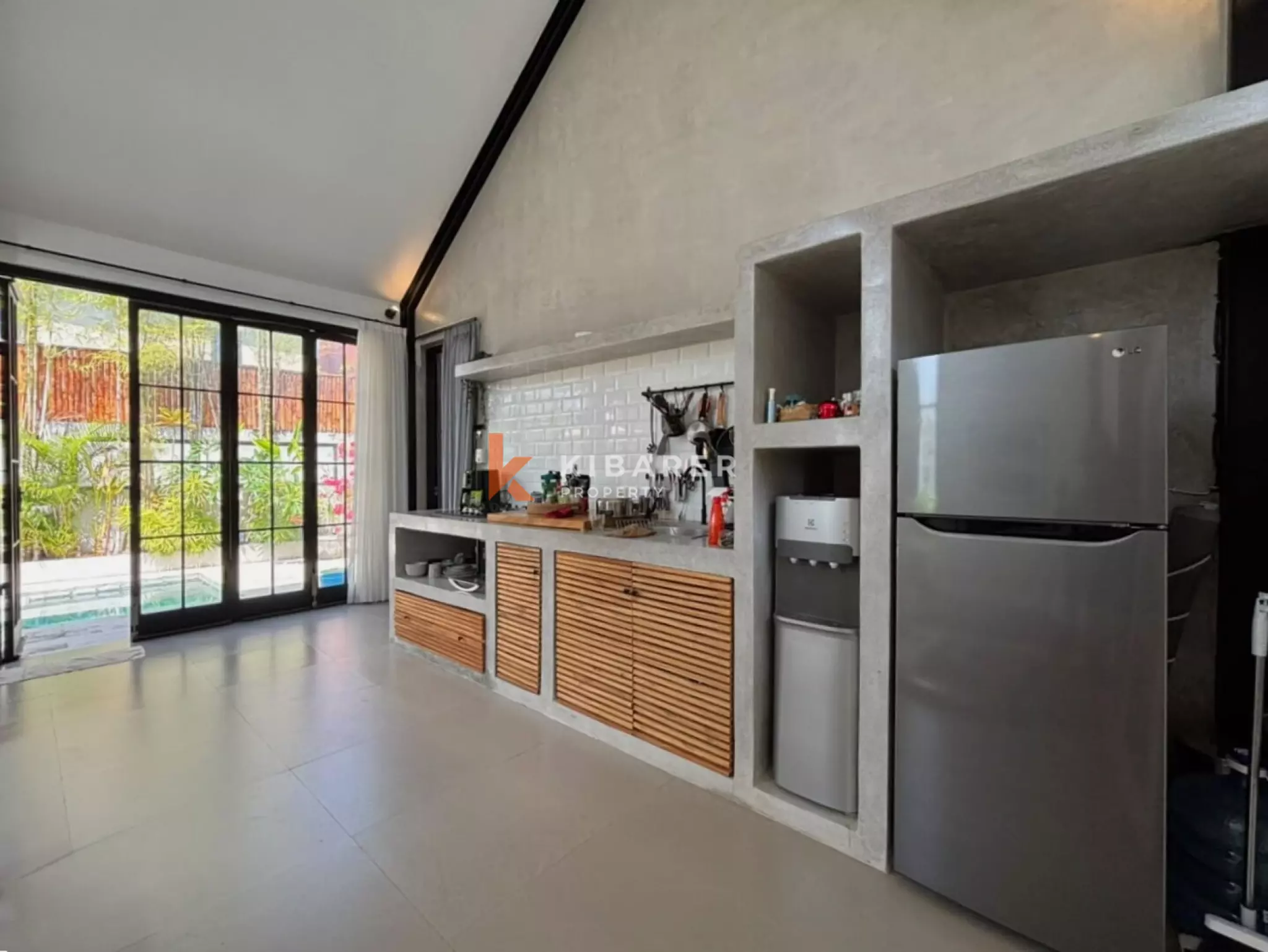 Modern Designer One Bedroom Villa with Plunge Pool in Tumbak Bayuh