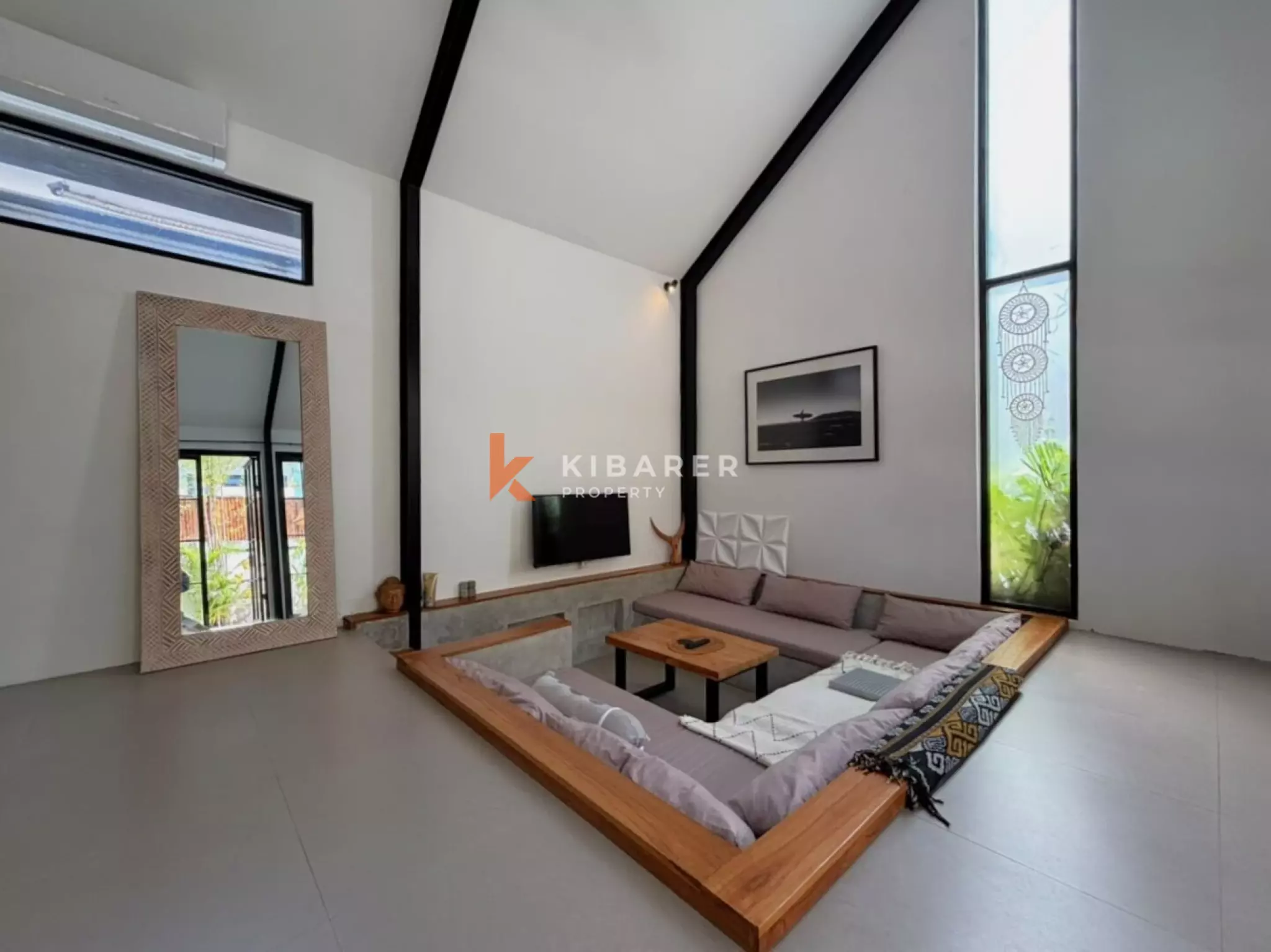 Modern Designer One Bedroom Villa with Plunge Pool in Tumbak Bayuh