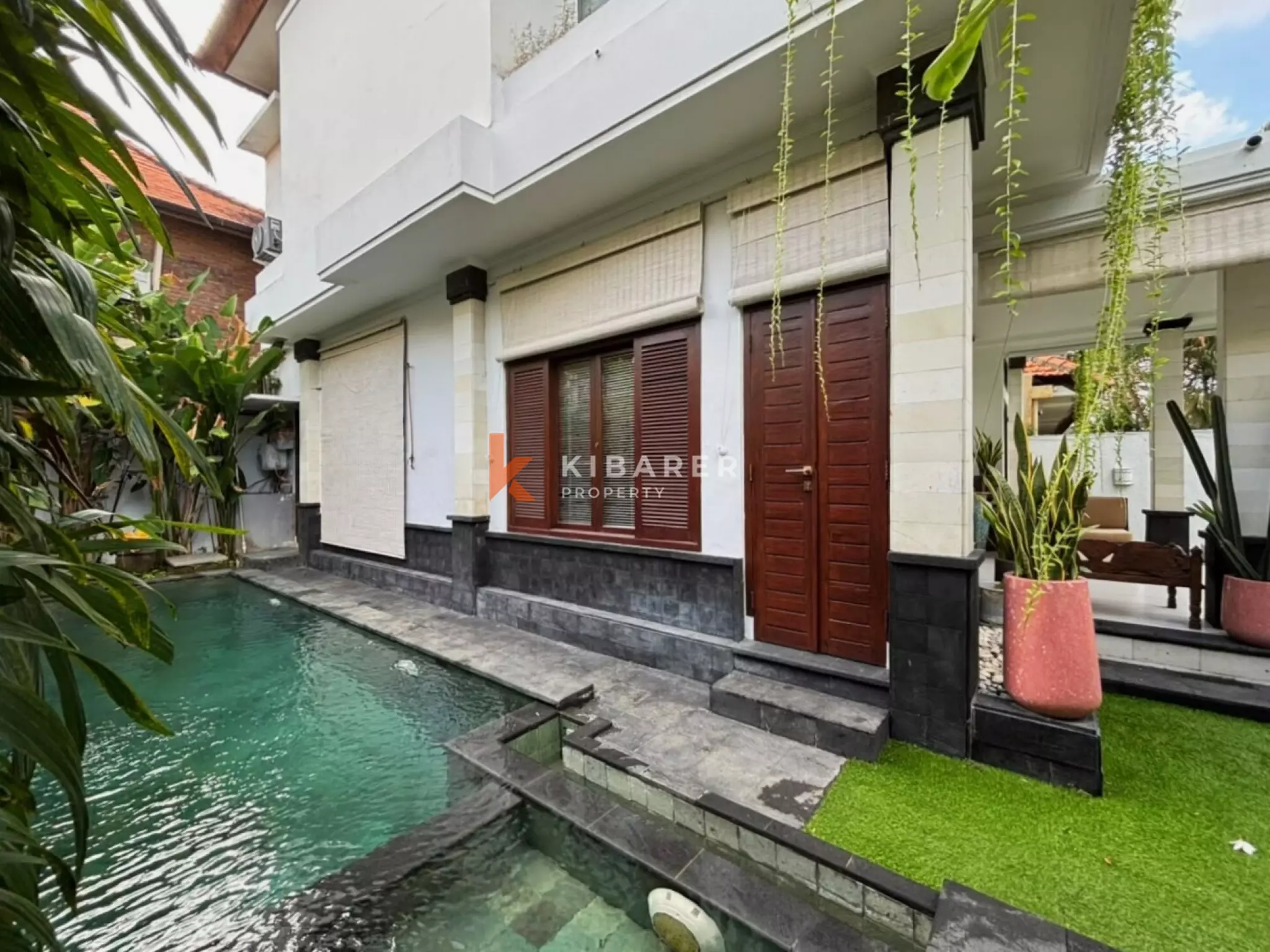 Ready To Rent Three Bedroom Private Villa in Berawa's Best Location (Minimum 2 years rental)