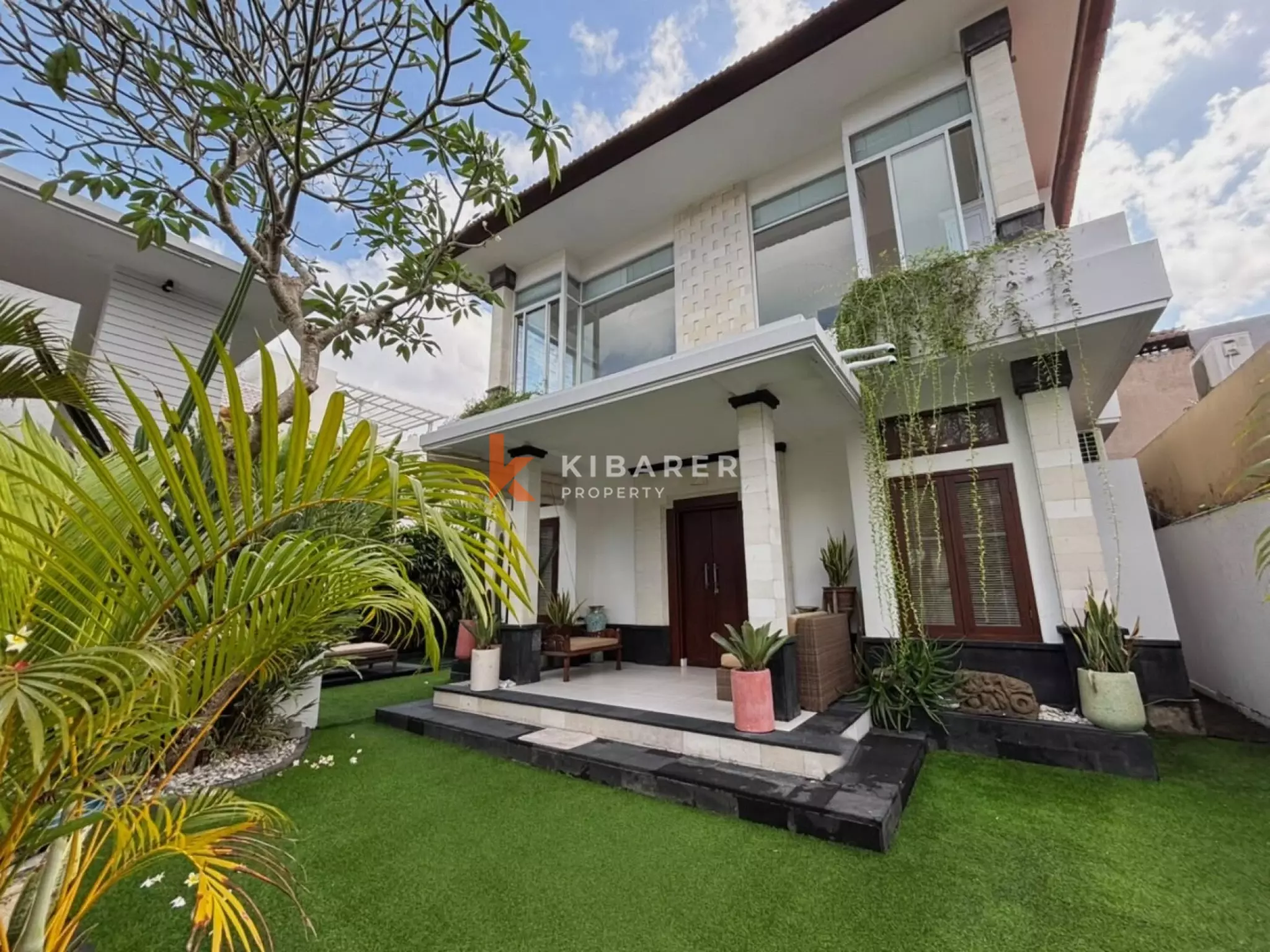 Ready To Rent Three Bedroom Private Villa in Berawa's Best Location (Minimum 2 years rental)
