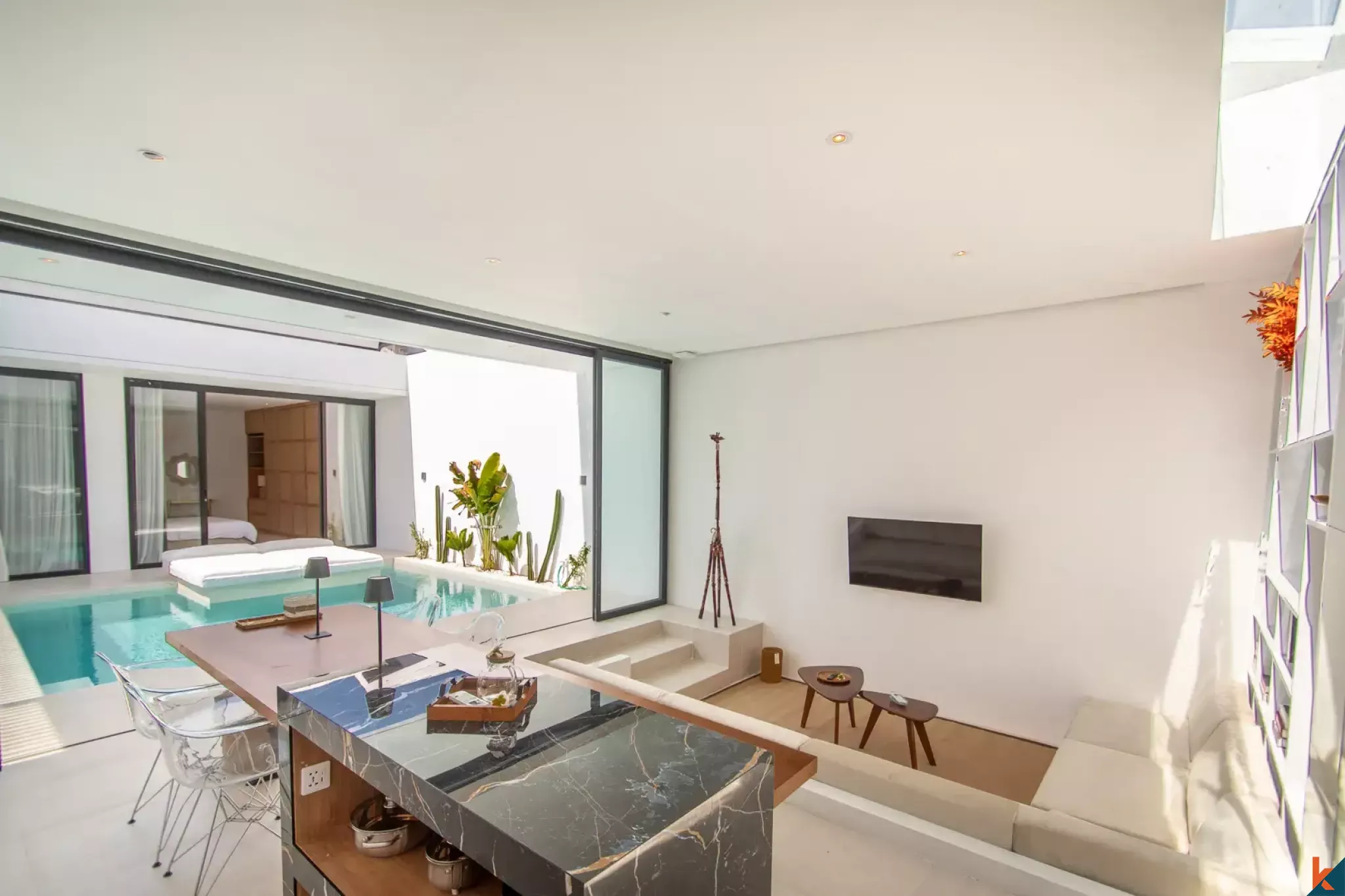 Vila Sewa Dua Kamar Tidur Elegan yang Baru di Lokasi Utama Sanur