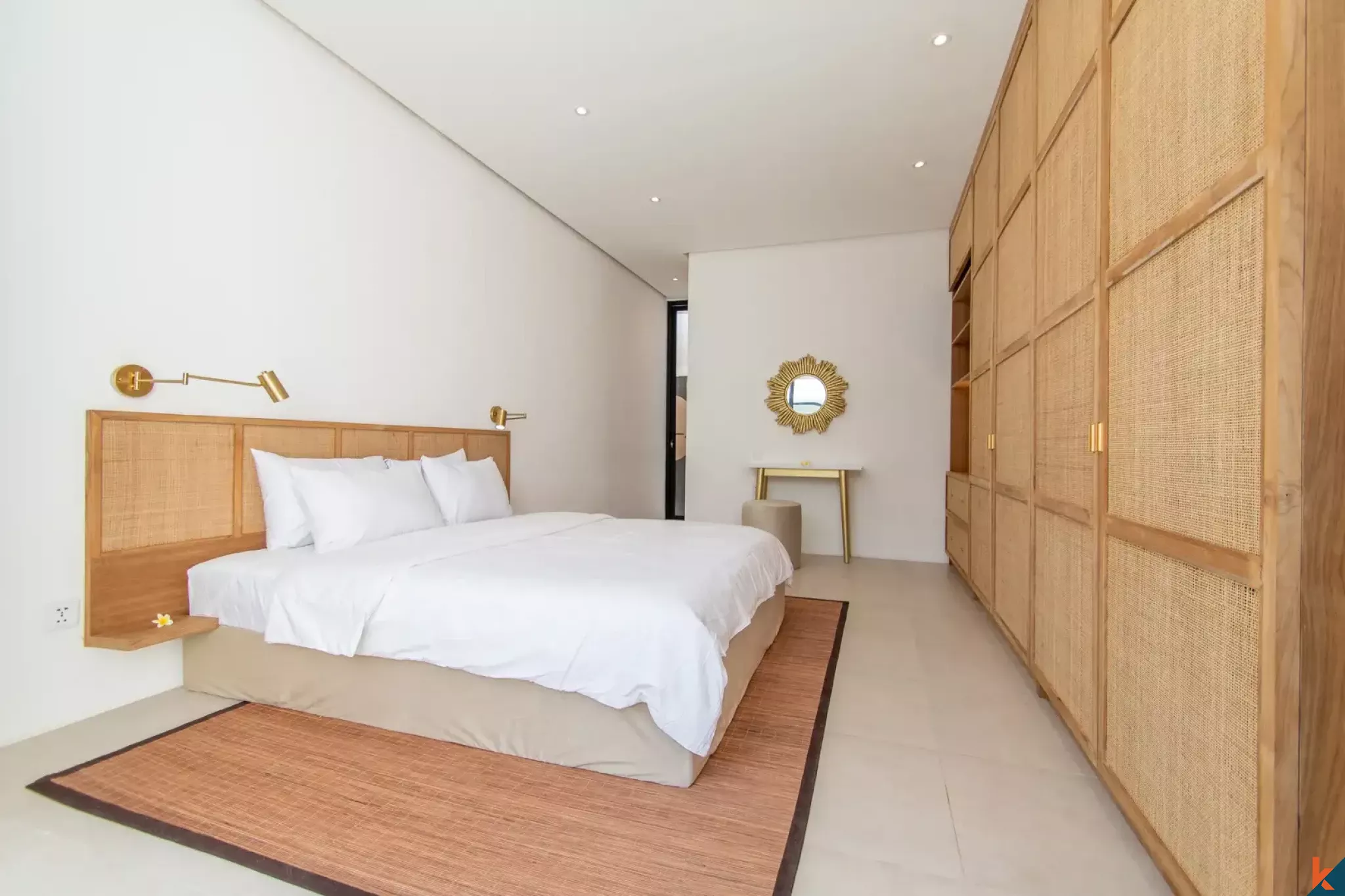 Vila Sewa Dua Kamar Tidur Elegan yang Baru di Lokasi Utama Sanur