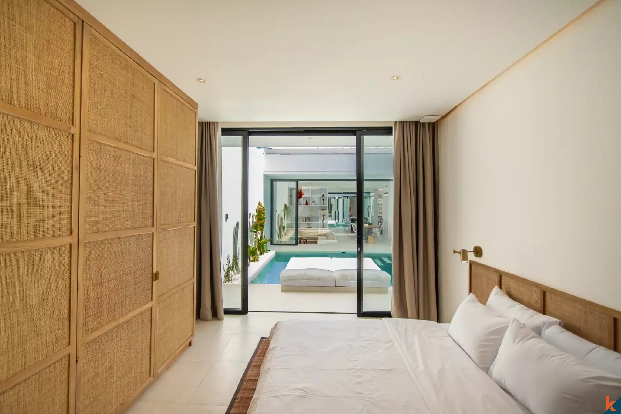 Vila Sewa Dua Kamar Tidur Elegan yang Baru di Lokasi Utama Sanur