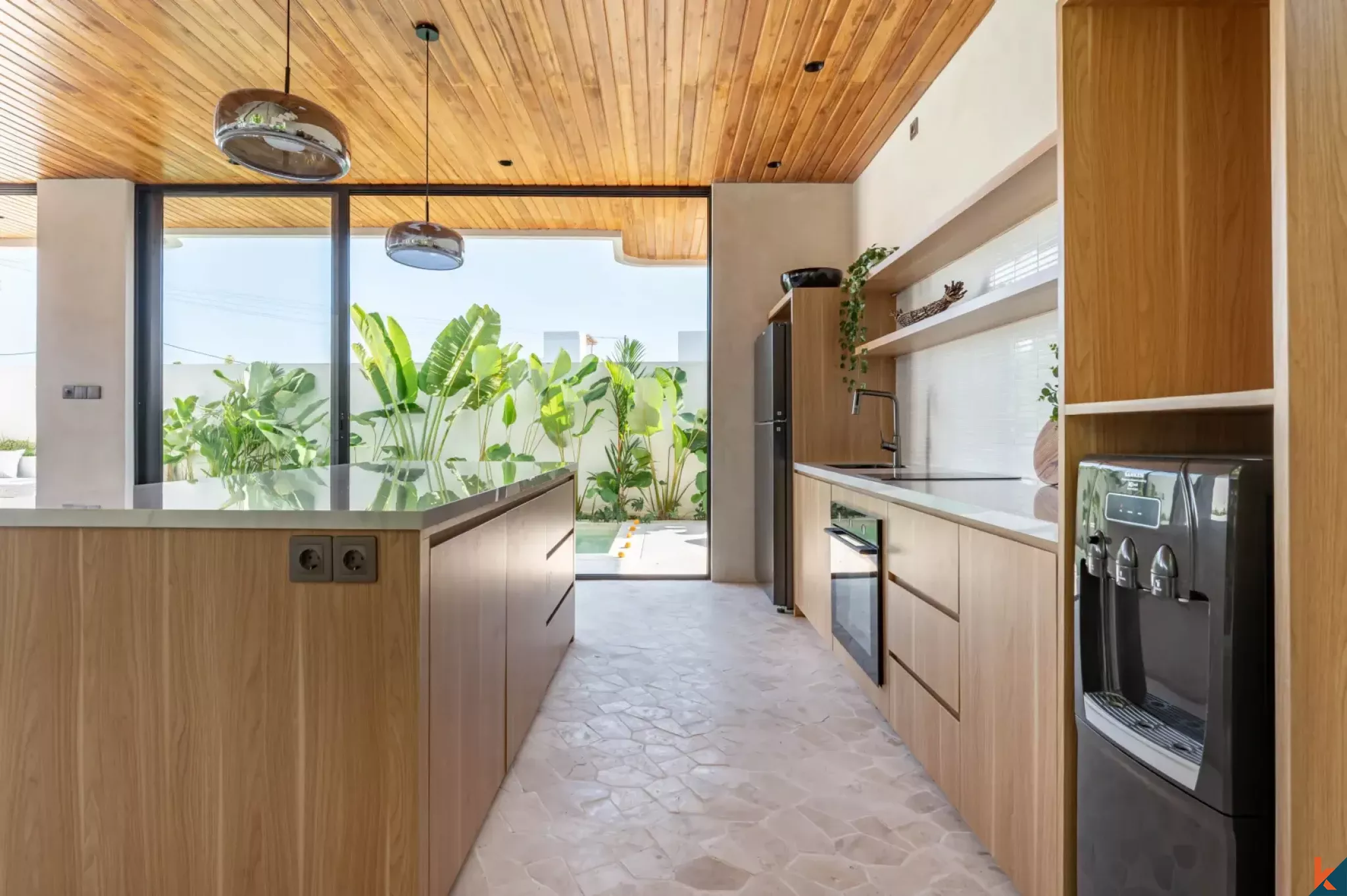 Modern Mediterranean Two Bedroom Villa for Lease in Munggu