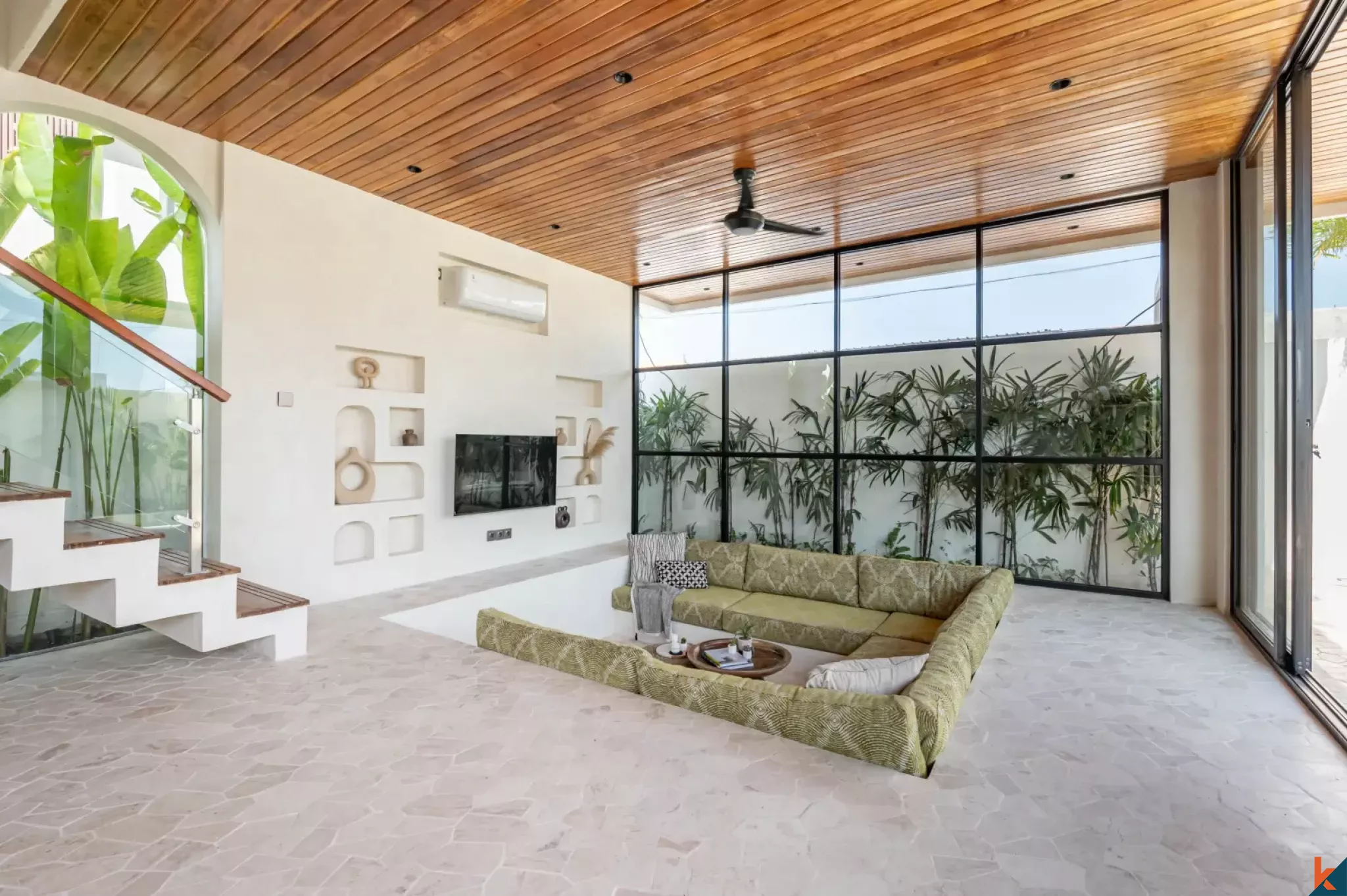 Modern Mediterranean Two Bedroom Villa for Lease in Munggu