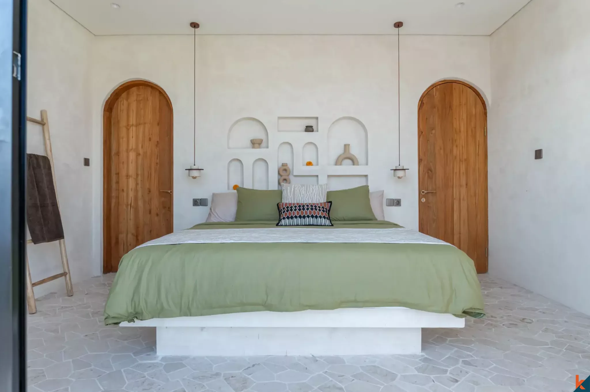 Modern Mediterranean Two Bedroom Villa for Lease in Munggu