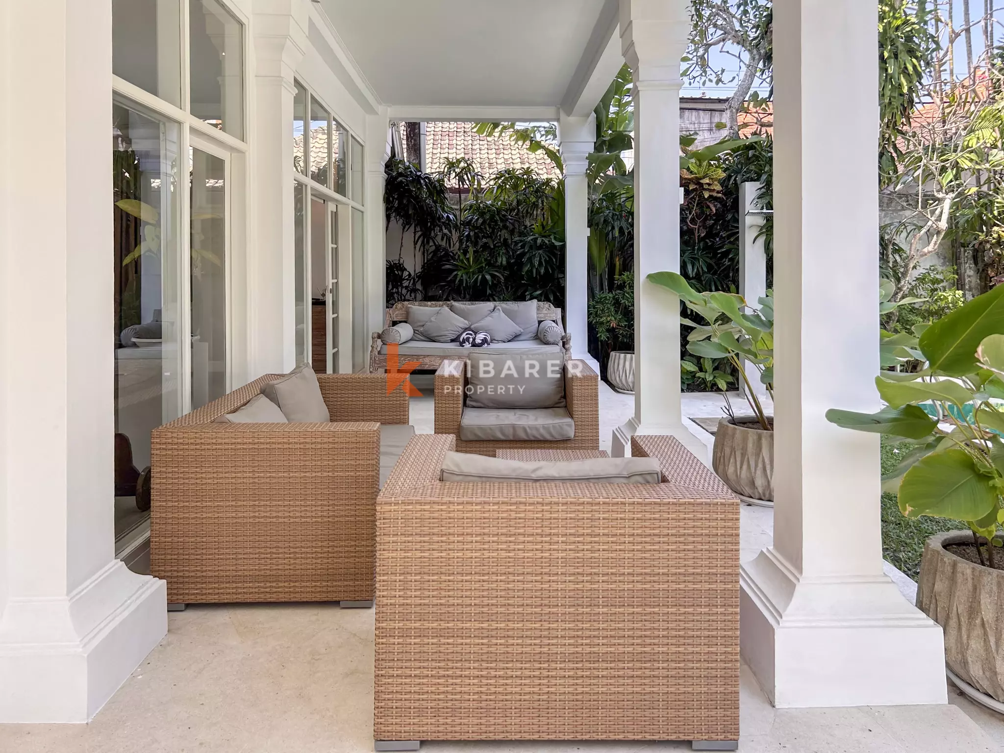 Elegant Four-Bedroom Tropical Villa with Private Pool and Lush Garden in Batu Belig