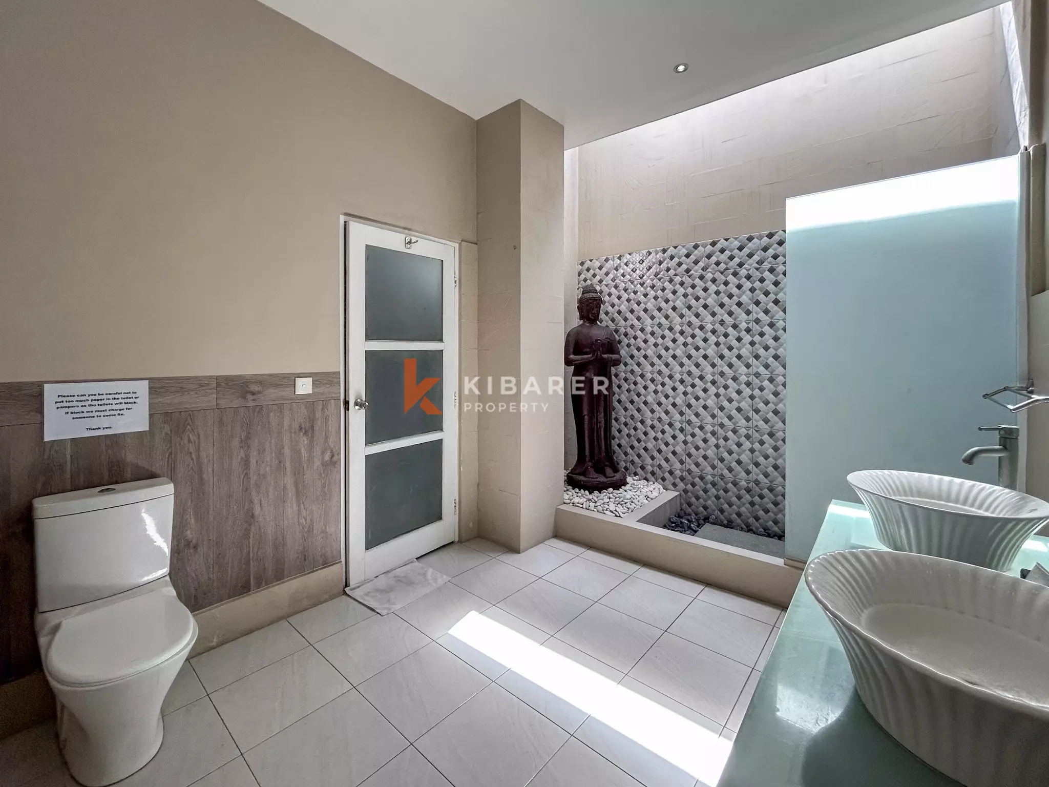 Comfortable Two-Bedroom Open Living Villa in the Heart of Seminyak