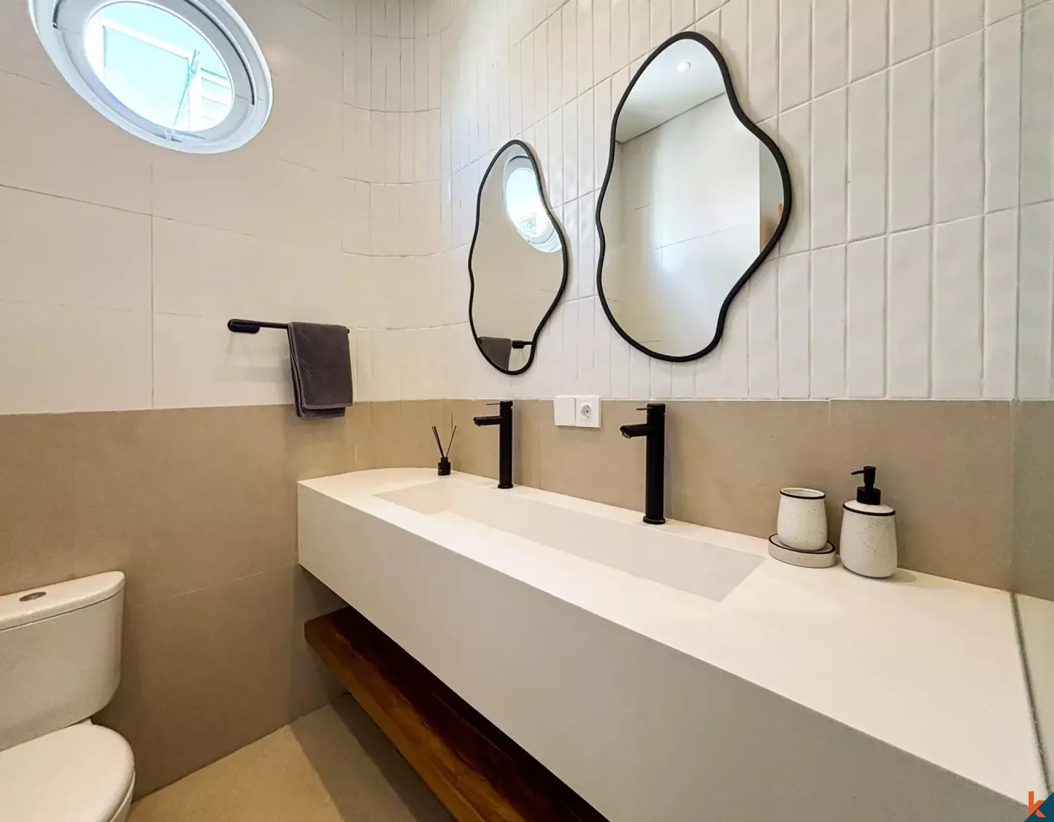 Amazing Two Bedroom Property for Lease with Modern Style in Balangan