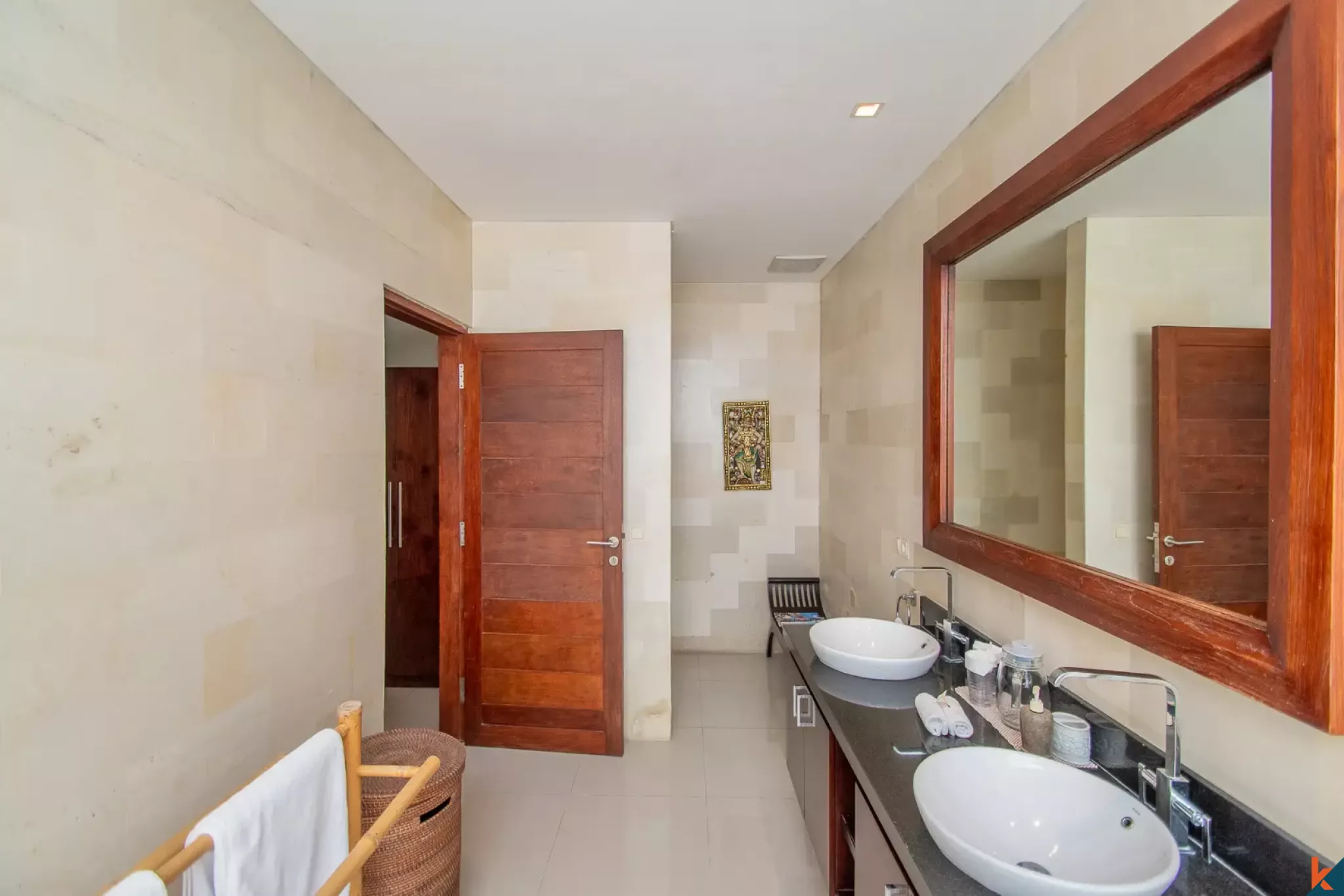 Investissement exceptionnel villa de trois chambres avec bail de longue durée à Berawa