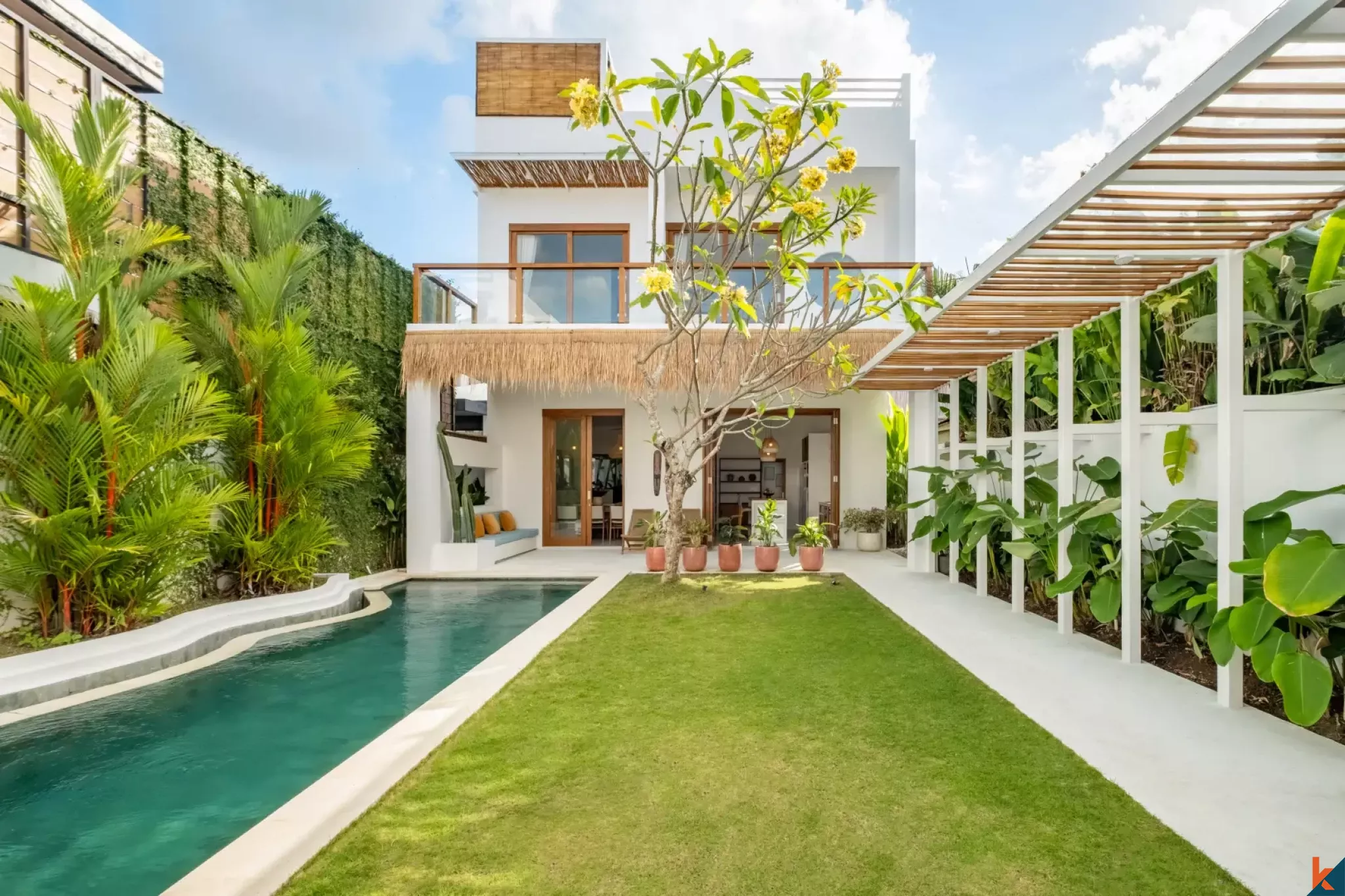 Beautiful Mediterranean Four Bedroom Leasehold Villa in North-East of Canggu