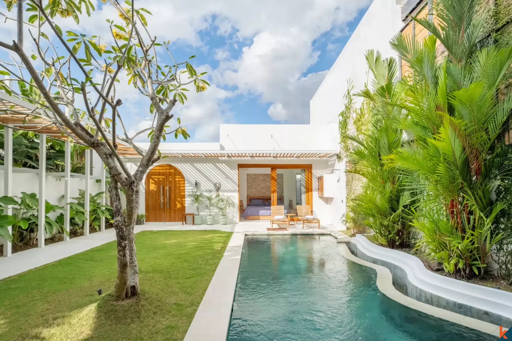 Beautiful Mediterranean Four Bedroom Leasehold Villa in North-East of Canggu
