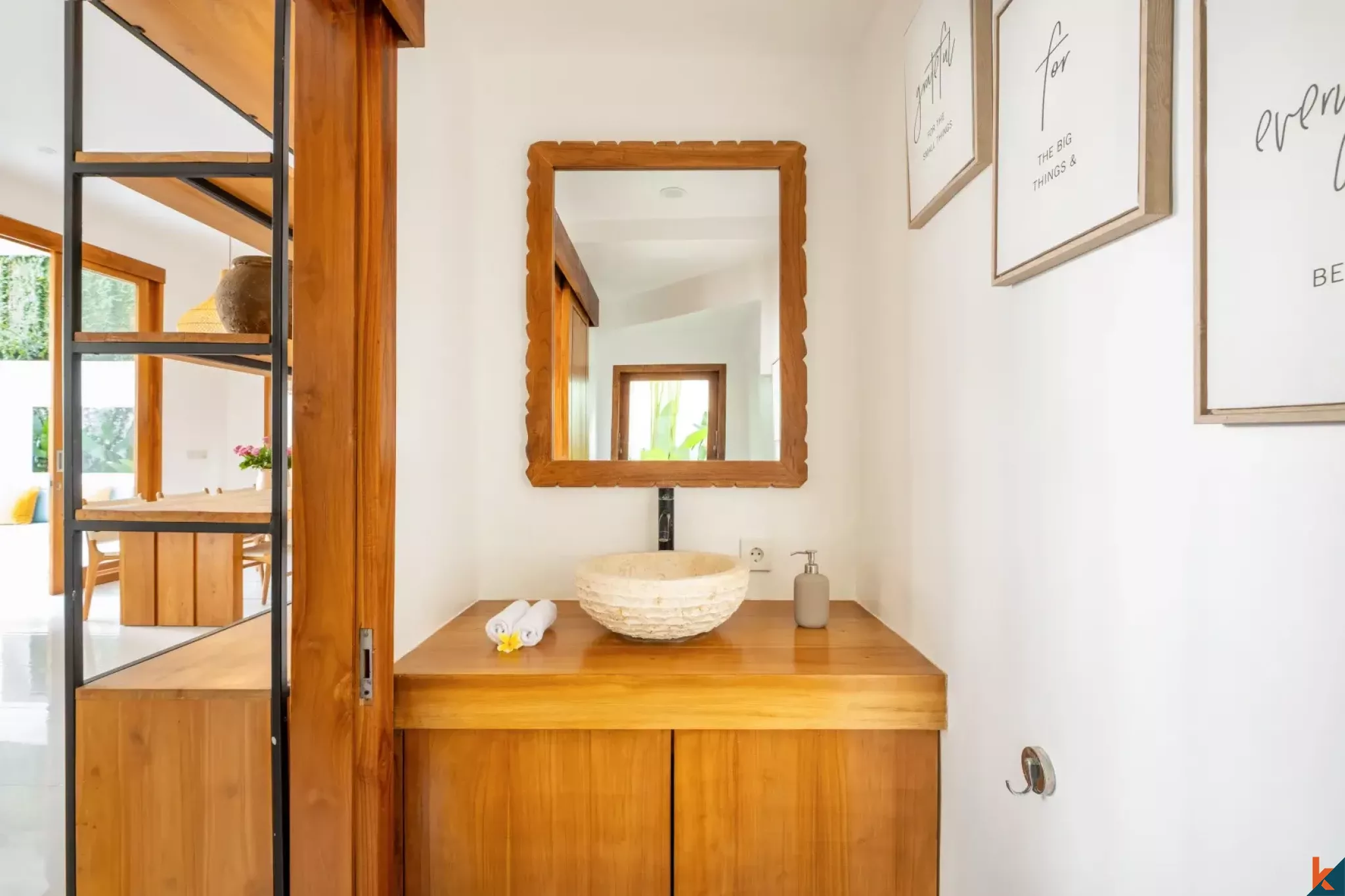 Beautiful Mediterranean Four Bedroom Leasehold Villa in North-East of Canggu