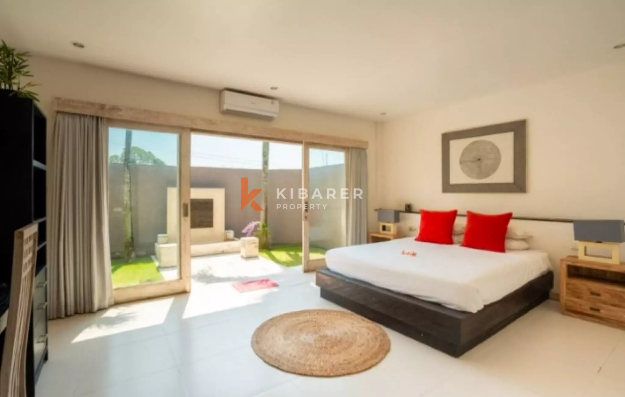 Charming Three-Bedroom Villa Walking Distance to Nyanyi Beach