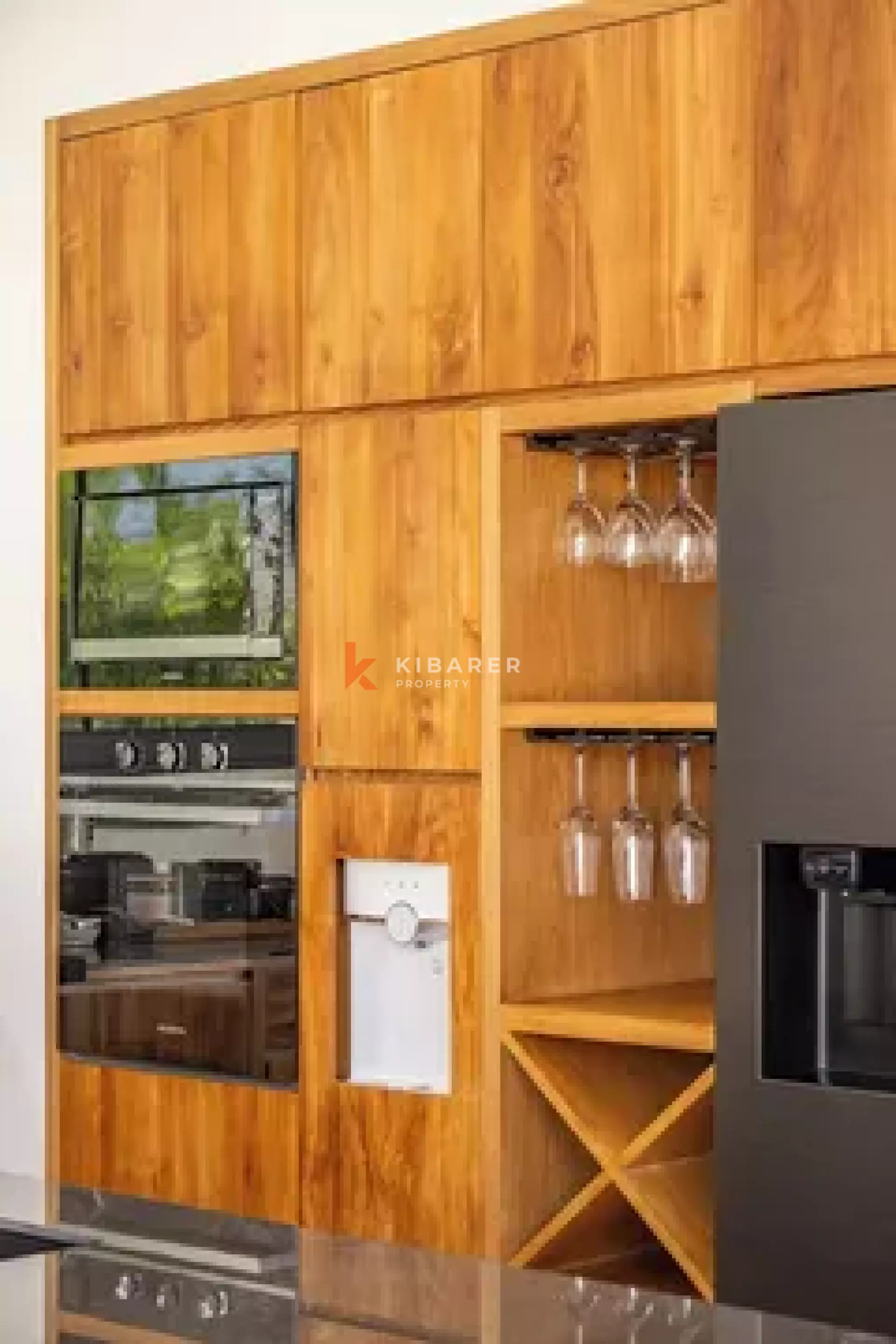 Sophisticated Three Bedroom Coastal Living in the Heart of Pecatu