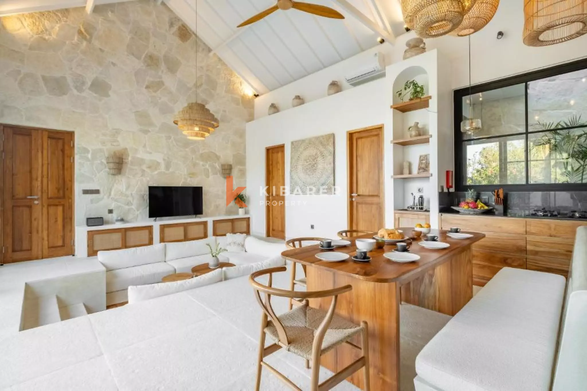 Elegant Three-Bedroom Villa in the Heart of Pecatu