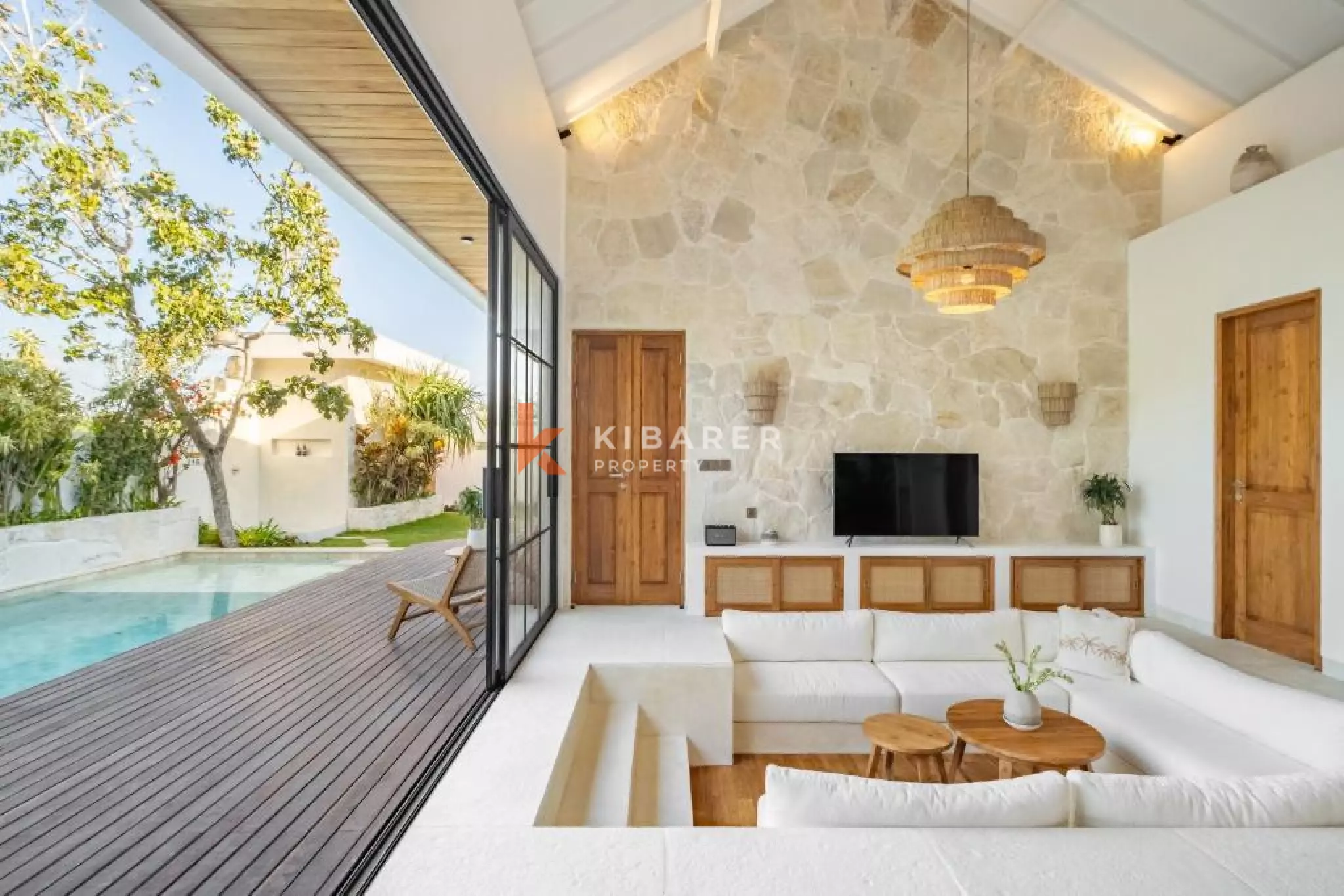 Elegant Three-Bedroom Villa in the Heart of Pecatu