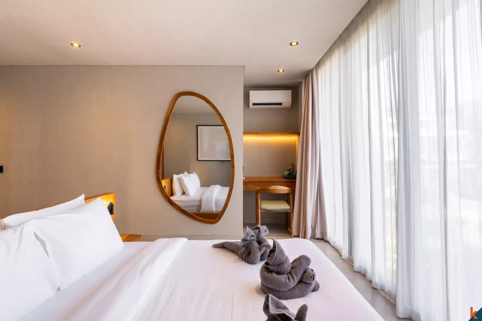One bedroom contemporary modern villa for lease in Bingin