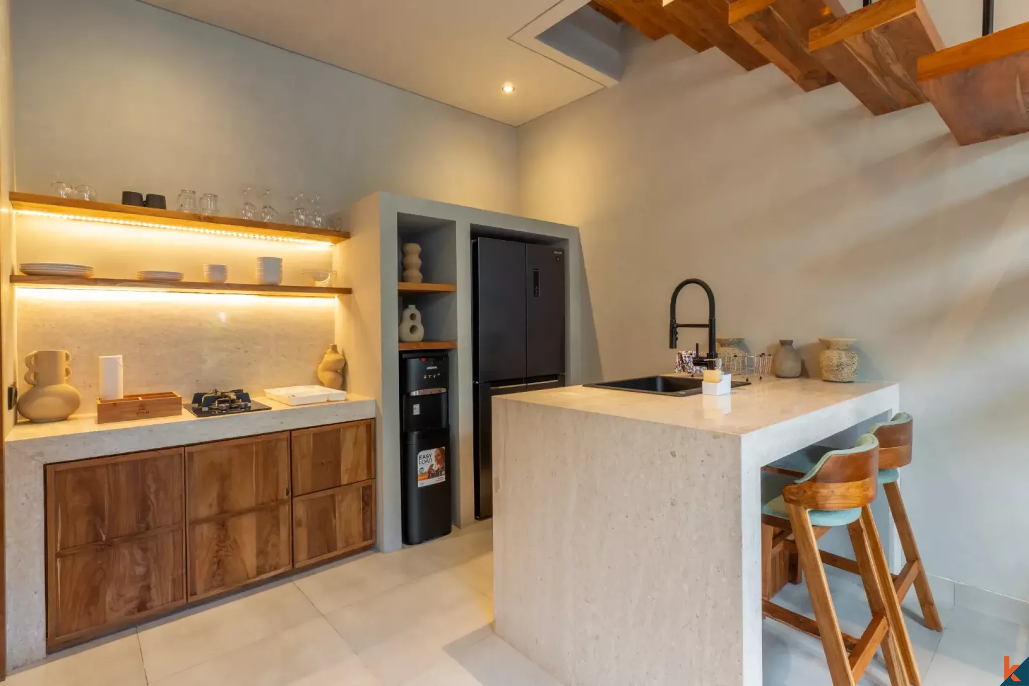 One bedroom contemporary modern villa for lease in Bingin