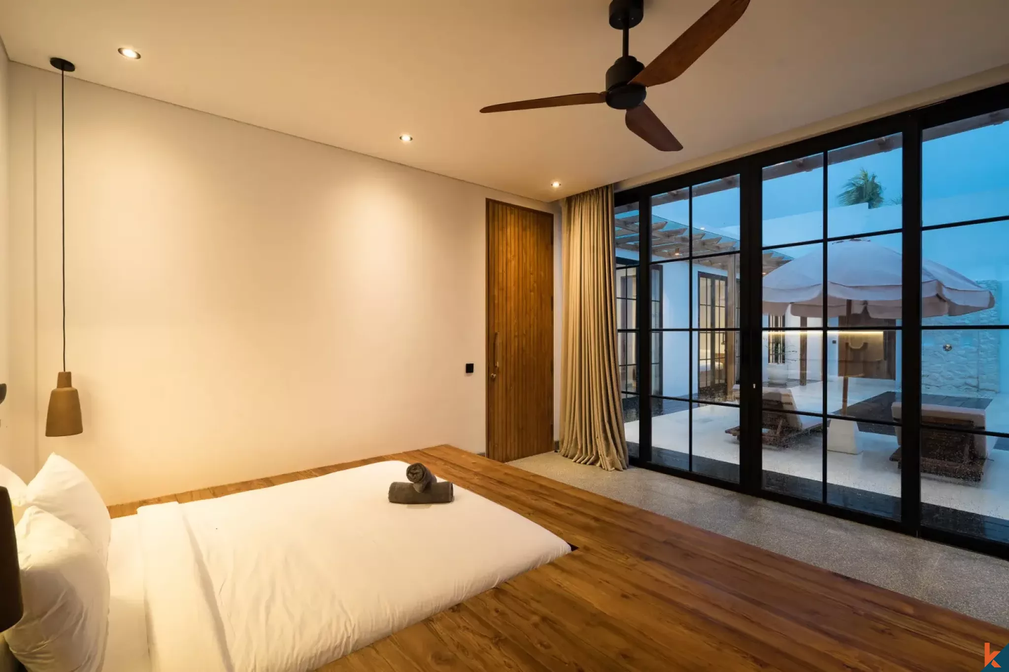 Vila mewah tiga kamar tidur untuk disewakan di Bingin
