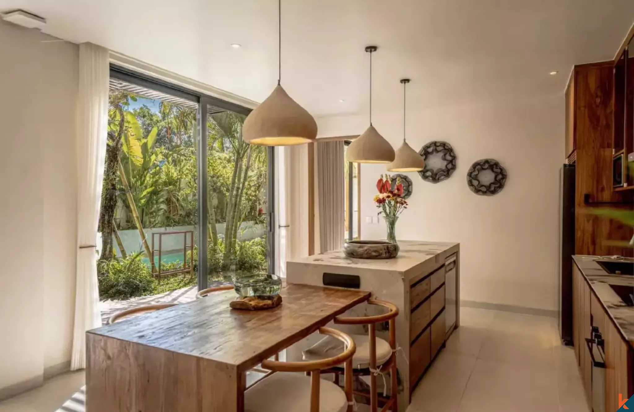 Vila Tiga Kamar Tidur Modern Dijual Dekat Pantai Nyang Nyang - Uluwatu