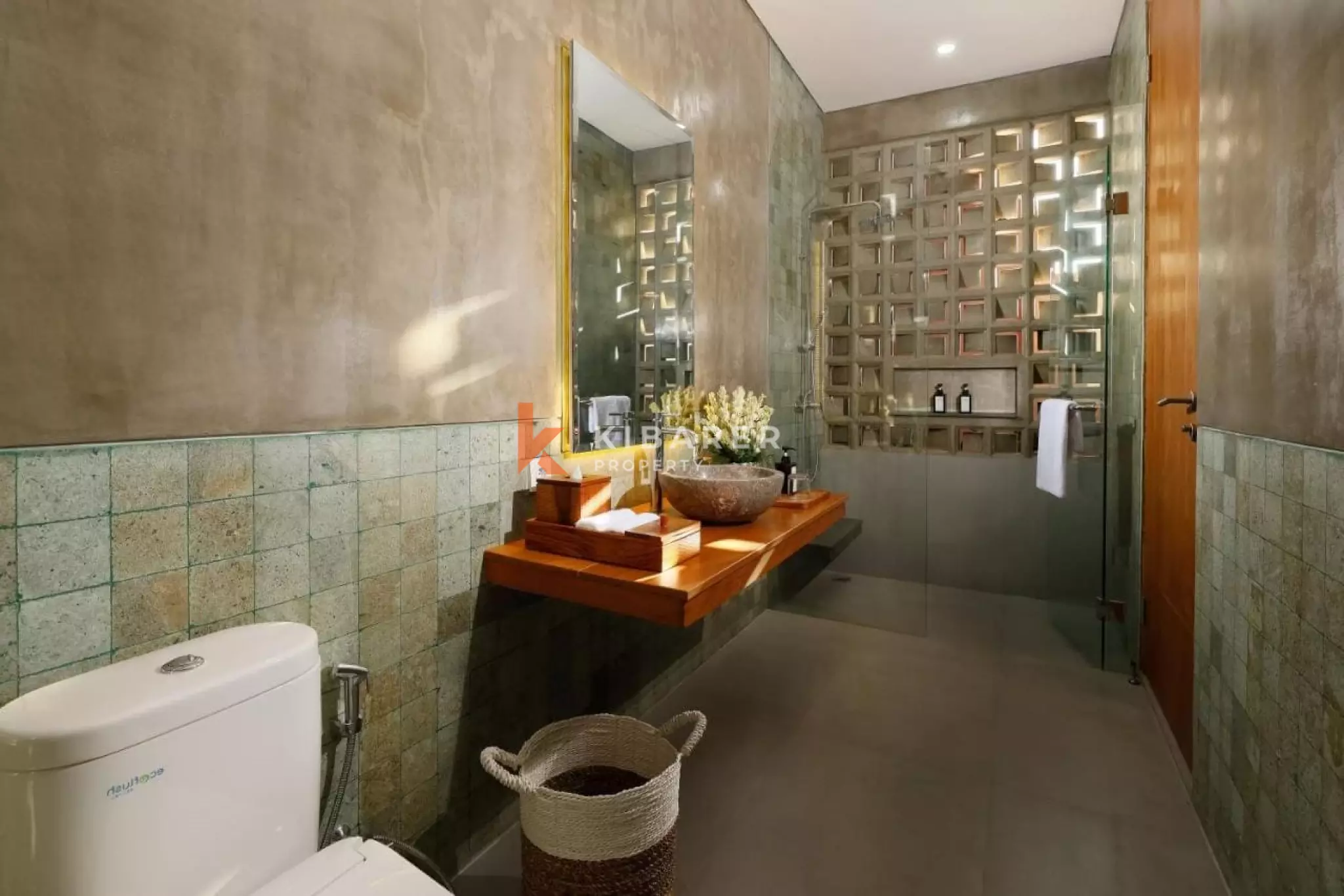 Modern Two-Story Three-Bedroom Villa with Private Pool in Canggu