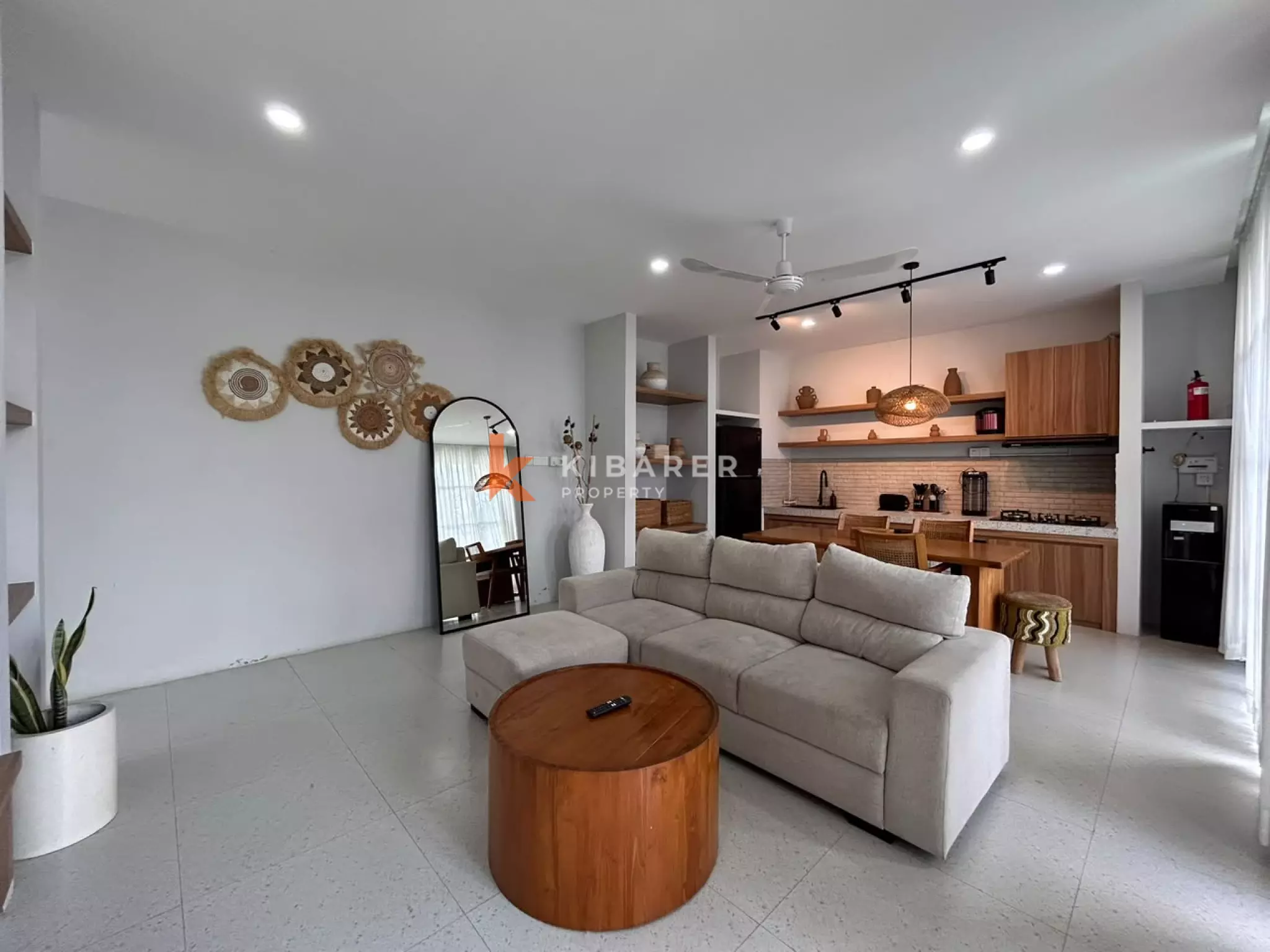 Contemporary Three-Bedroom Villa with Private Pool in Tumbak Bayuh