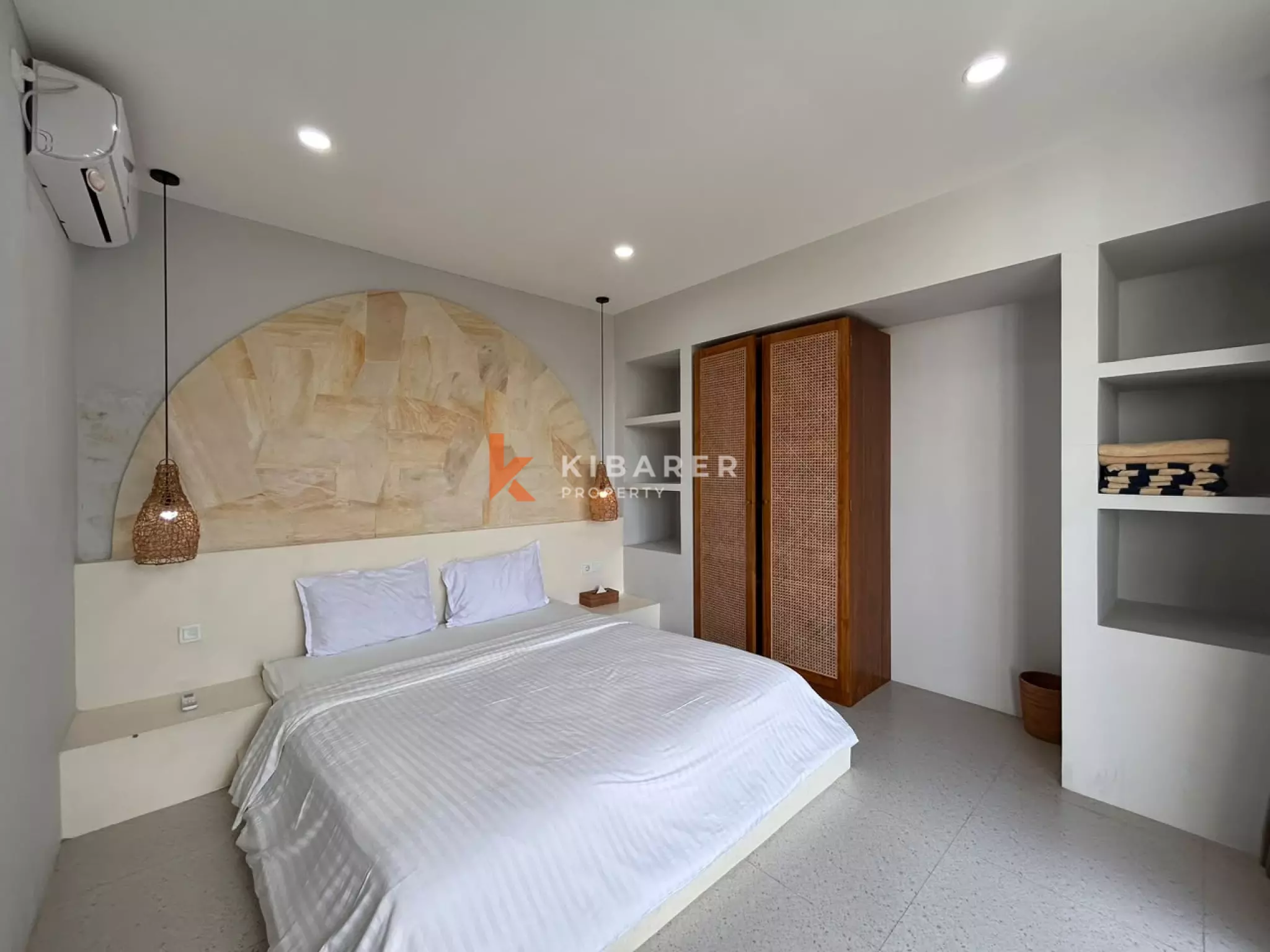 Contemporary Three-Bedroom Villa with Private Pool in Tumbak Bayuh